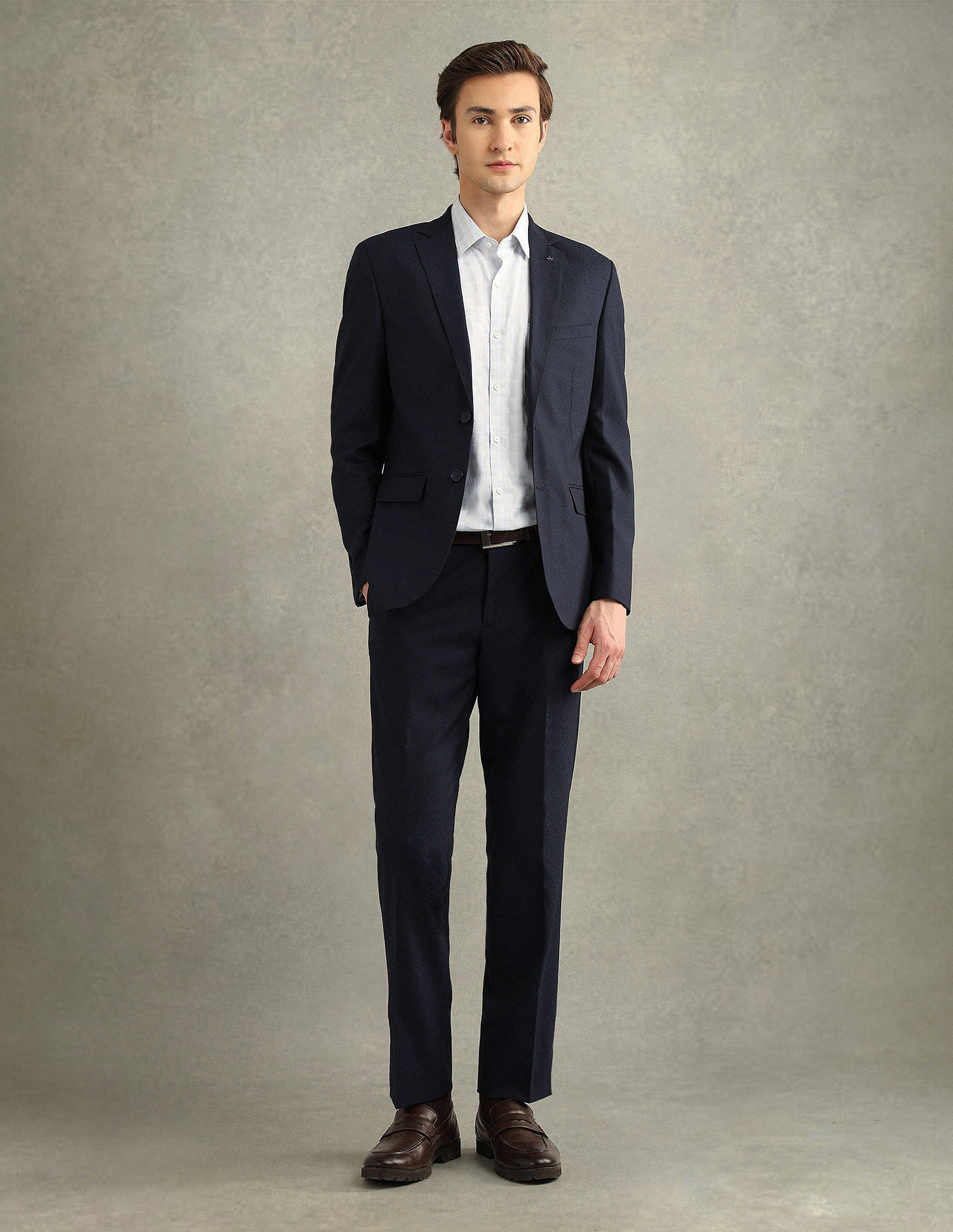 Arrow Tailored Fit Jacquard Two Piece Suit