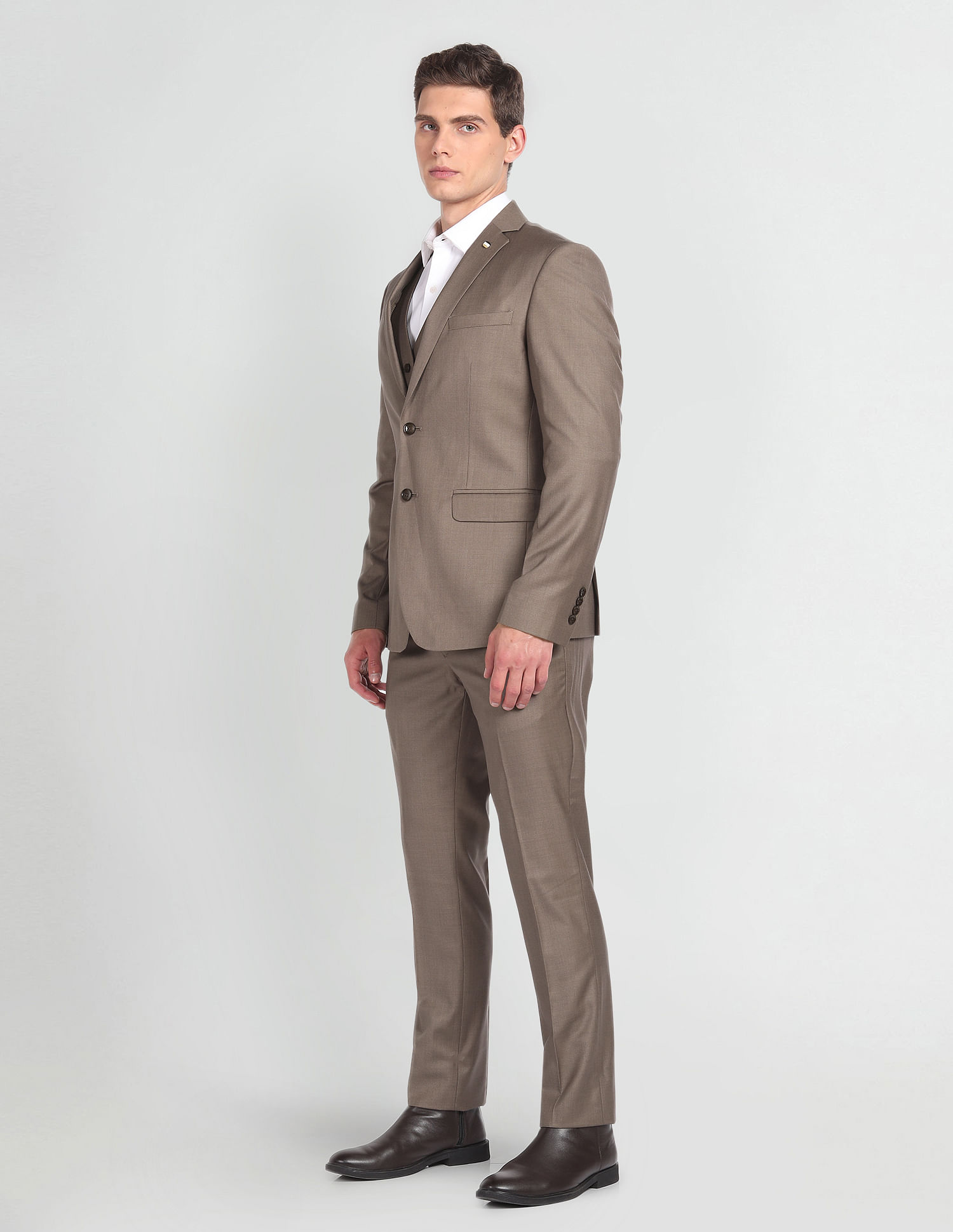 Arrow Tailored Regular Fit Three Piece Suit