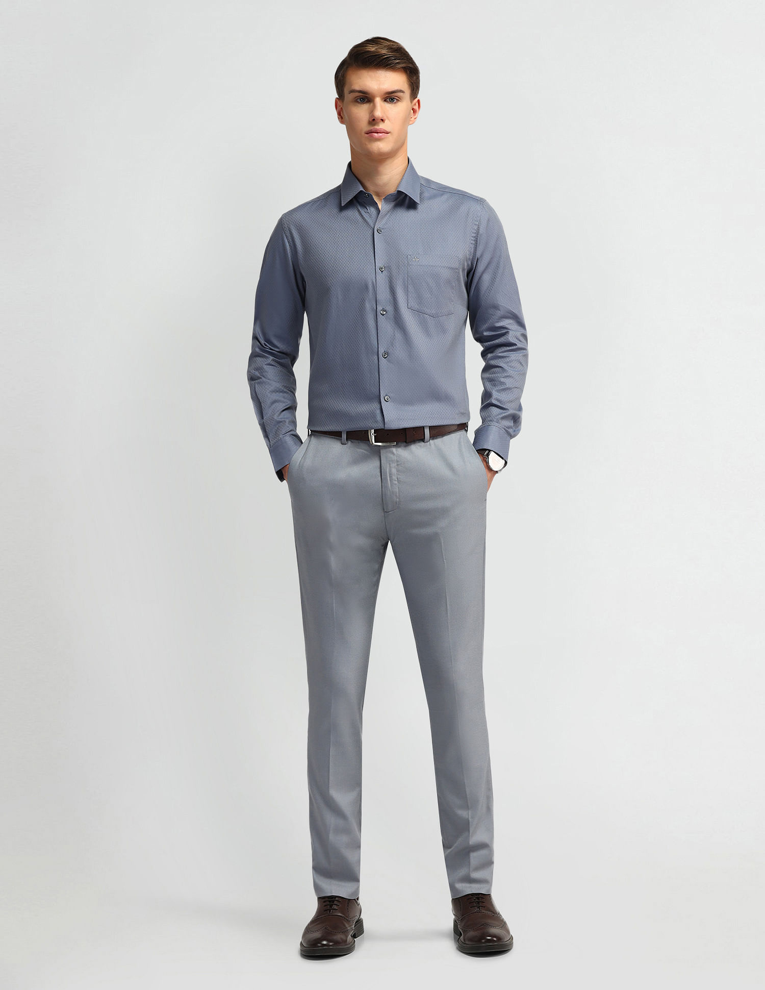 Arrow Geometric Manhattan Slim Fit Shirt