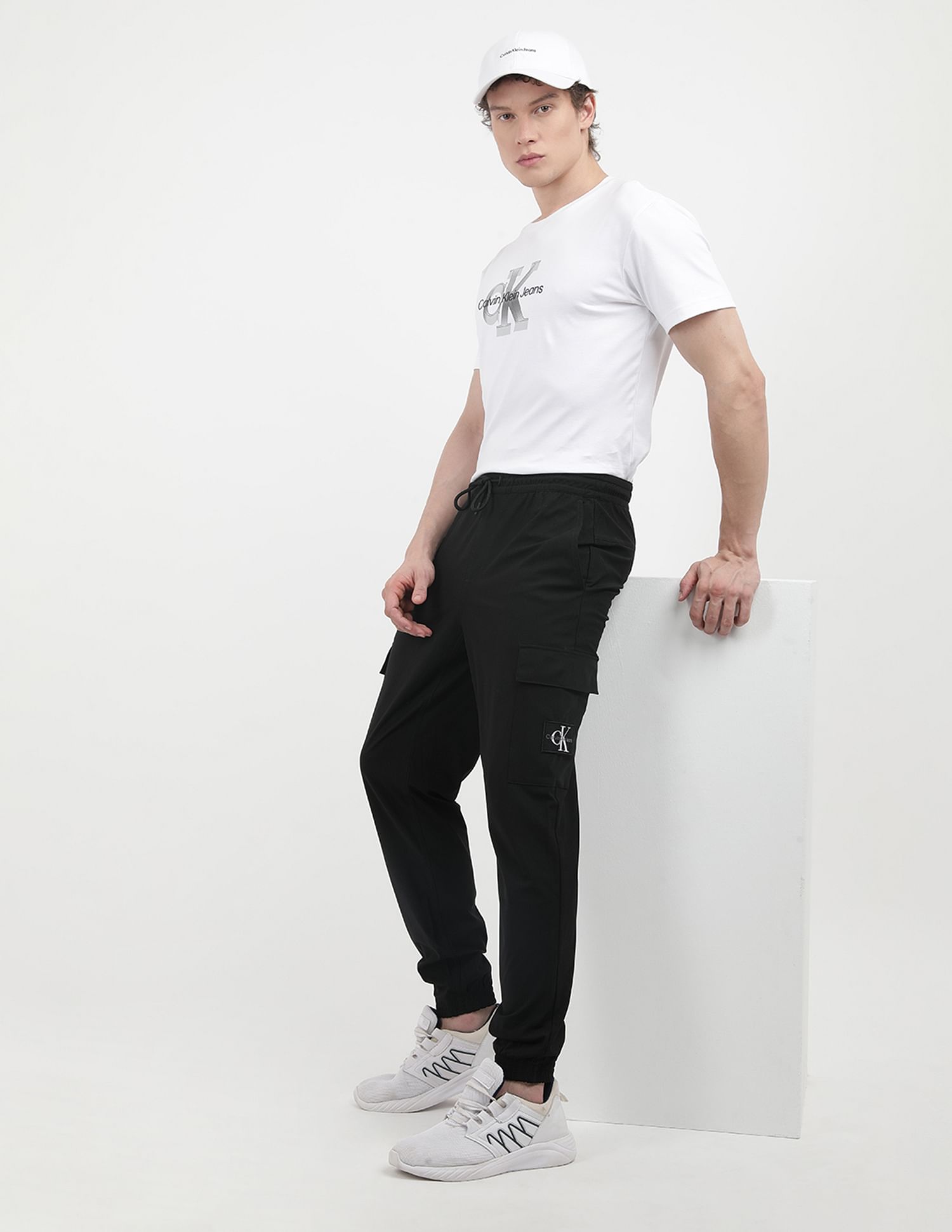 Calvin Klein Jeans Badge Logo Technical Joggers