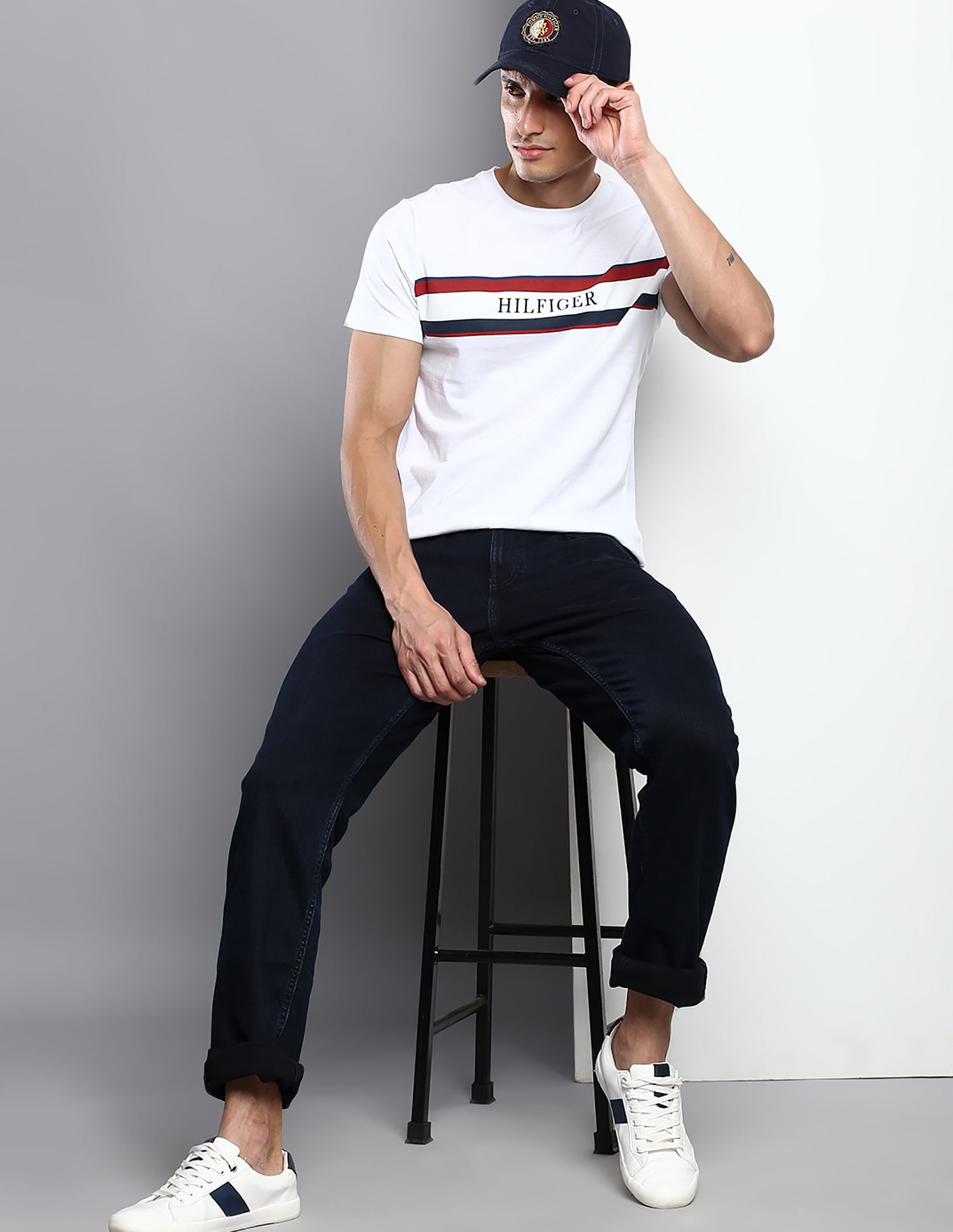 Tommy Hilfiger Mid Rise Ryan Straight Fit Jeans