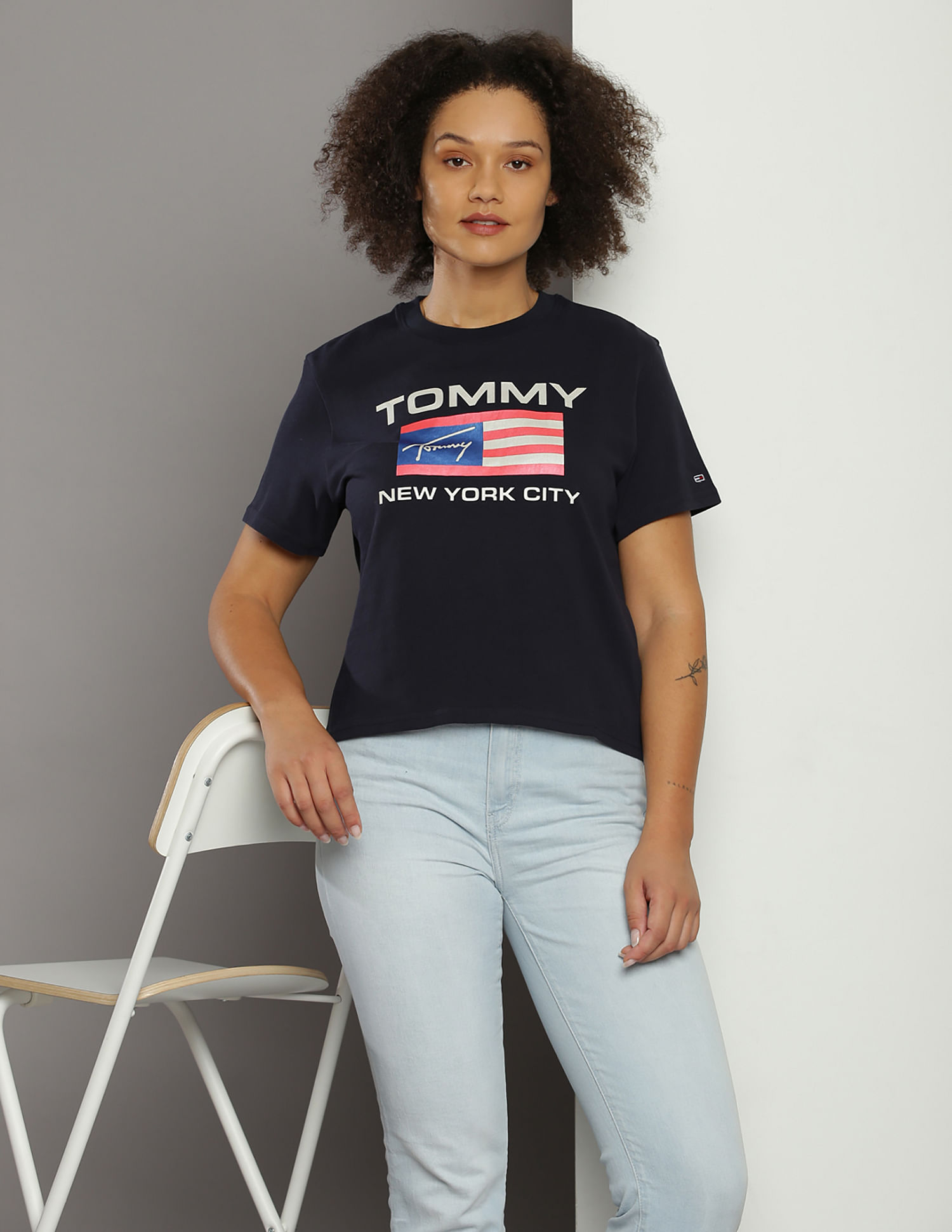 Tommy Hilfiger Classic Modern Prep Flag T-Shirt