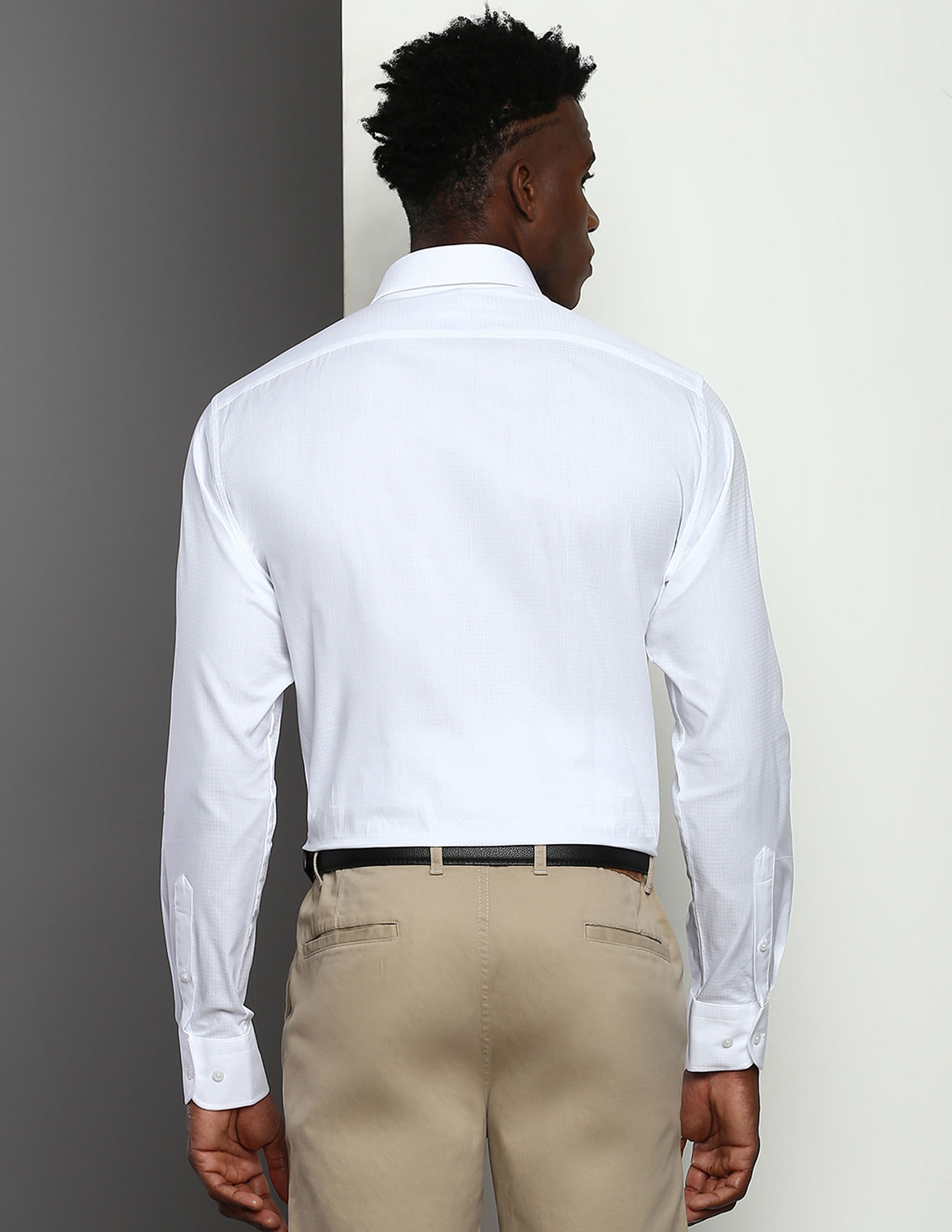 Tommy Hilfiger Solid Tonal Dobby Cotton Shirt