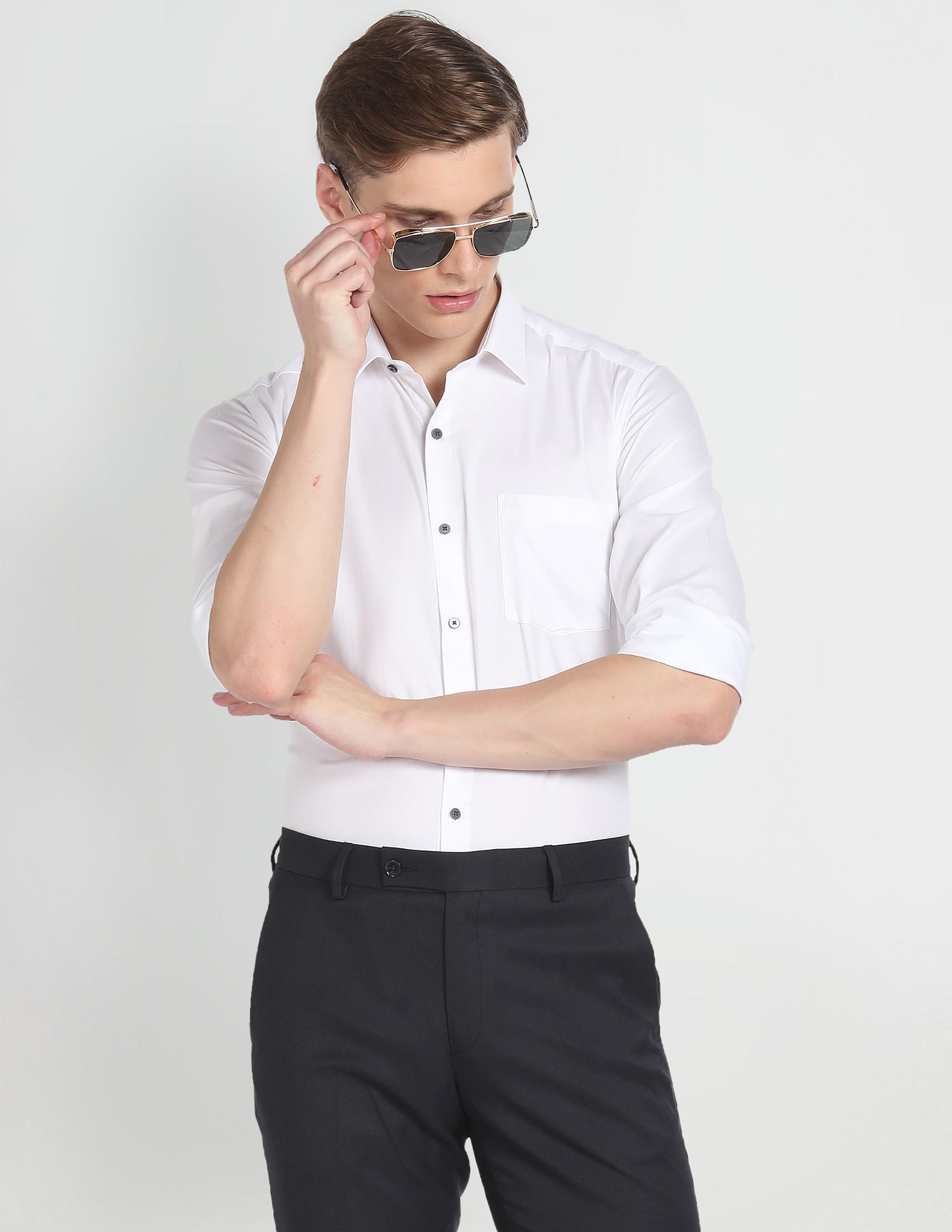 Arrow Manhattan Slim Fit Dobby Shirt
