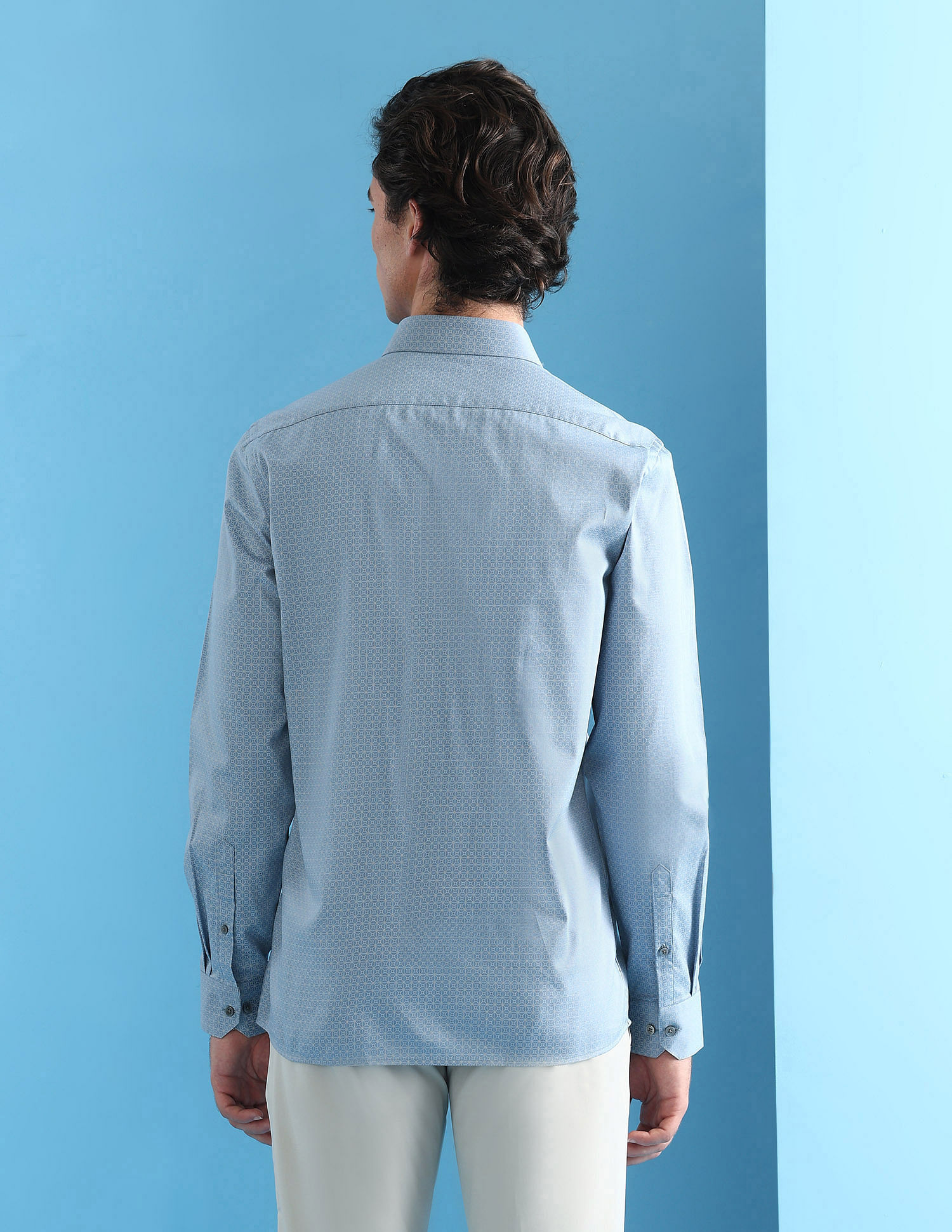 Arrow Geometric Printed Velocity Shirt