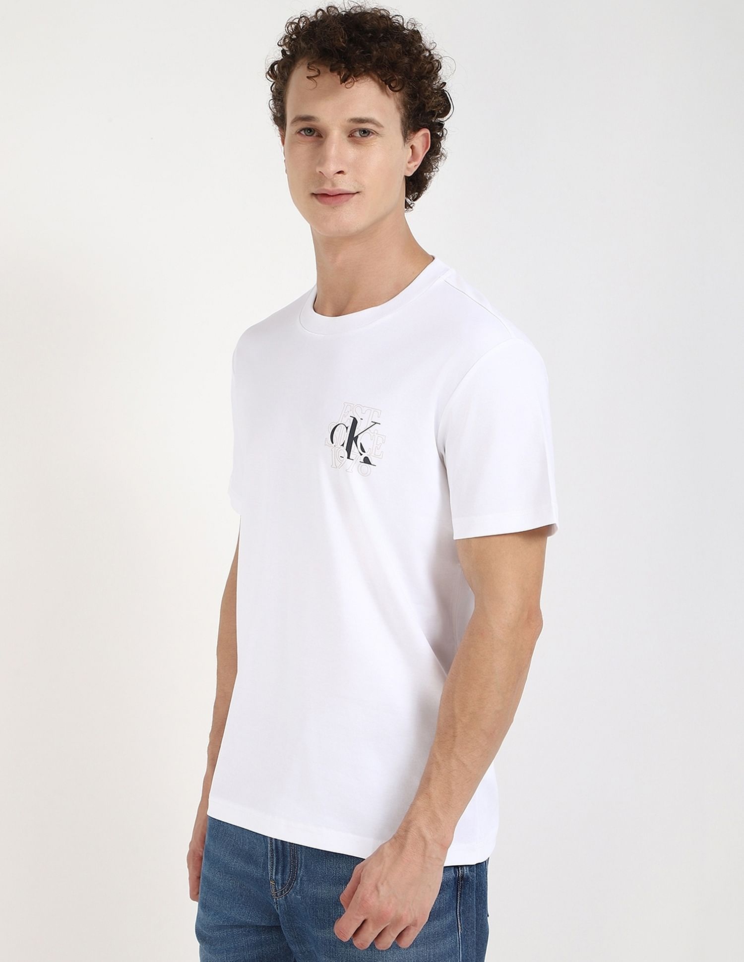 Calvin Klein Jeans Small Logo Regular-Fit Cotton T Shirt