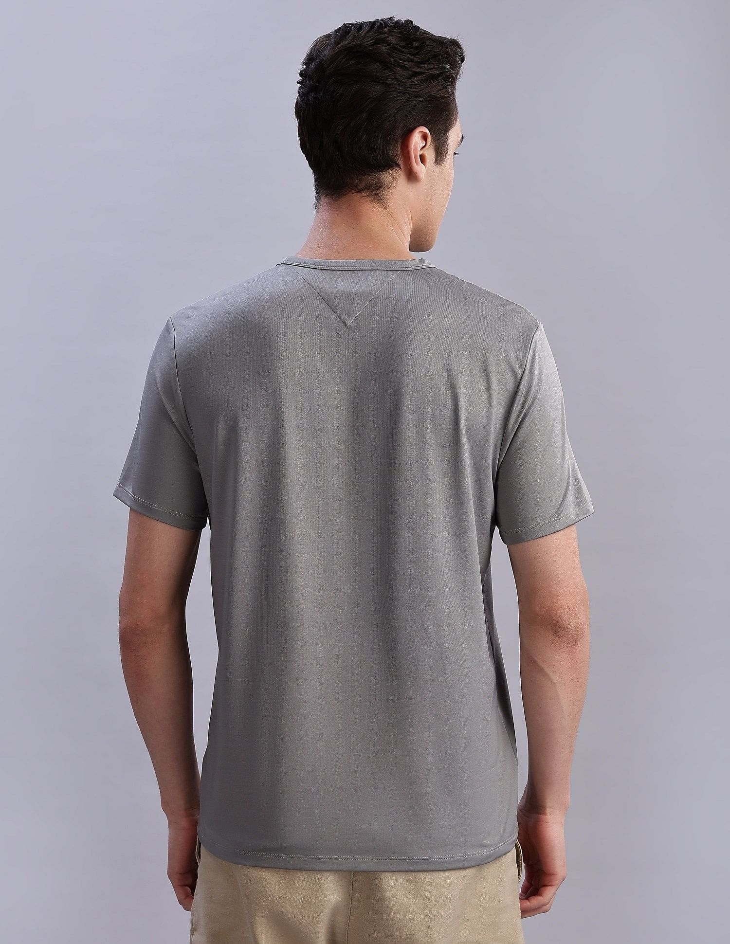 Tommy Hilfiger Solid Regular-Fit Polyester T-Shirts