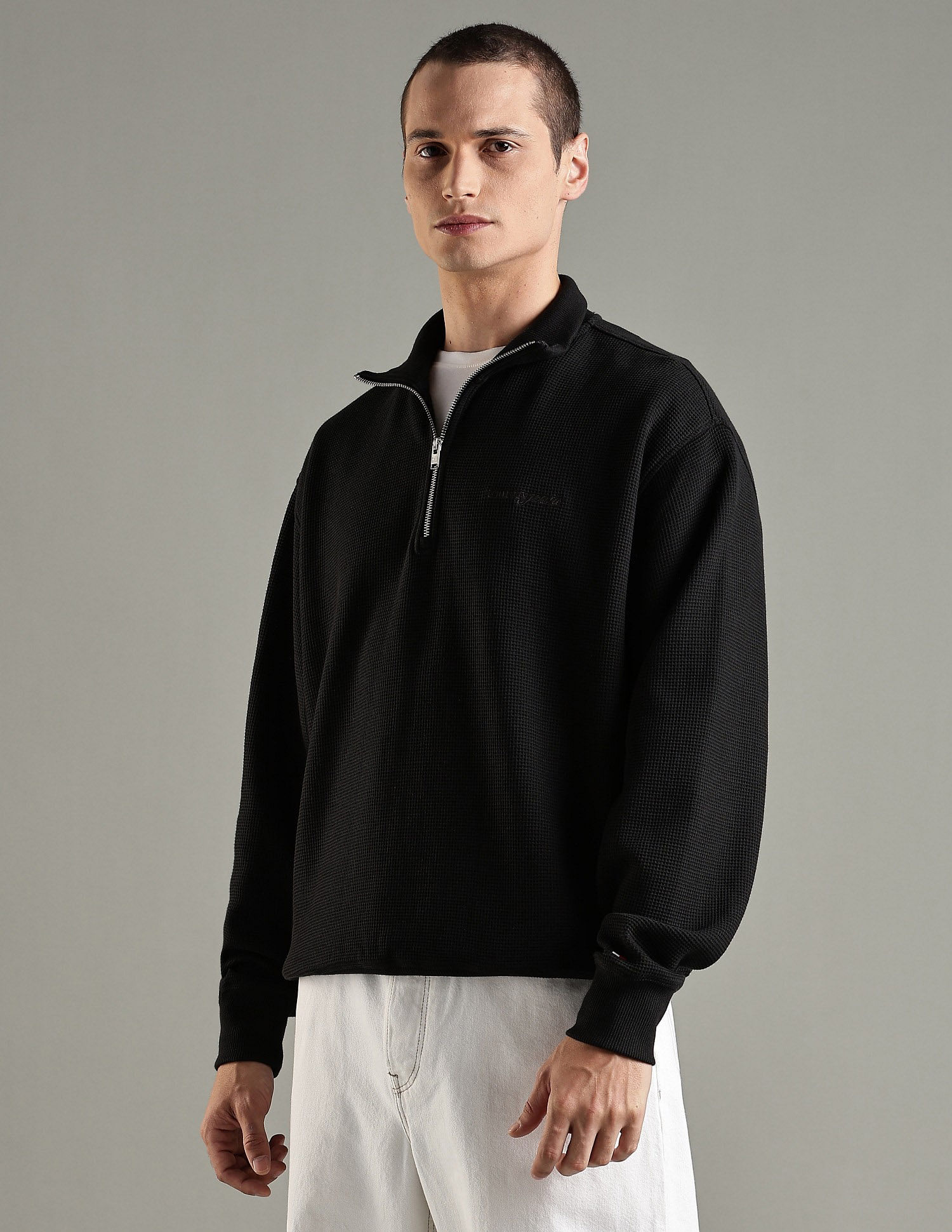 Tommy Hilfiger Embroidered Logo Relaxed Fit Cotton Sweatshirt