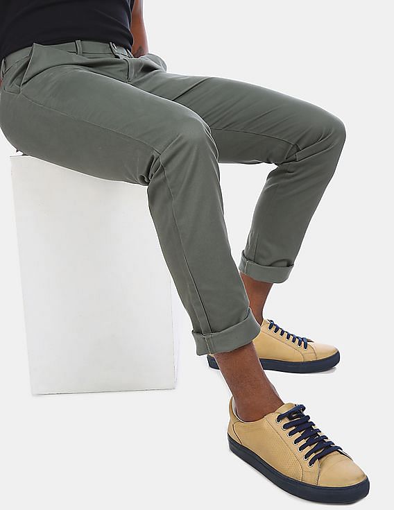Buy GAP Men Navy Flat Front Solid Formal Trousers - NNNOW.com