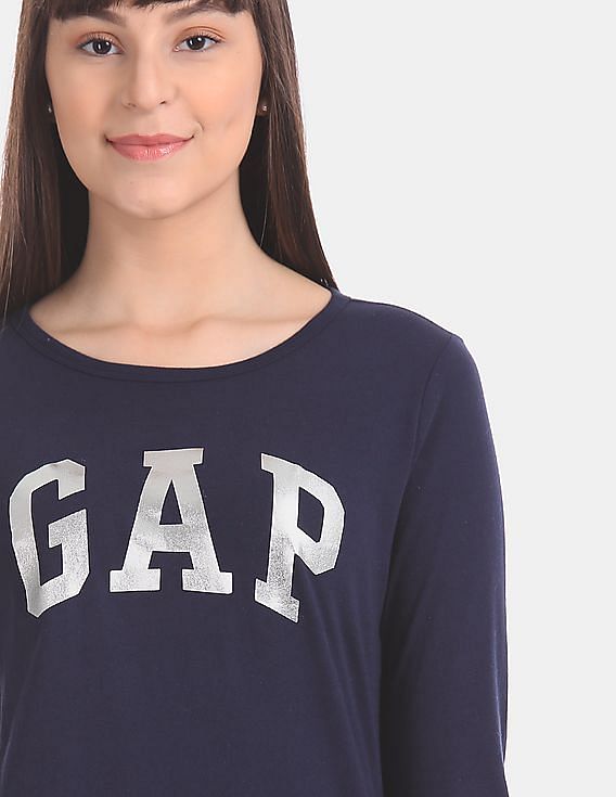 Gap t shirts women's sales