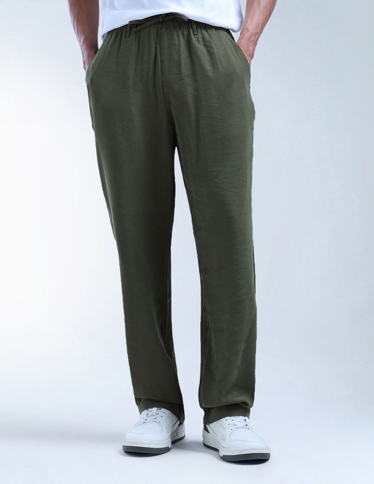 Flying Machine Solid Cobain Loose Fit Chinos