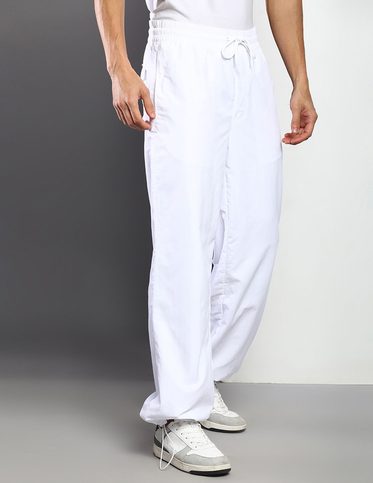 Calvin klein slim fit joggers best sale