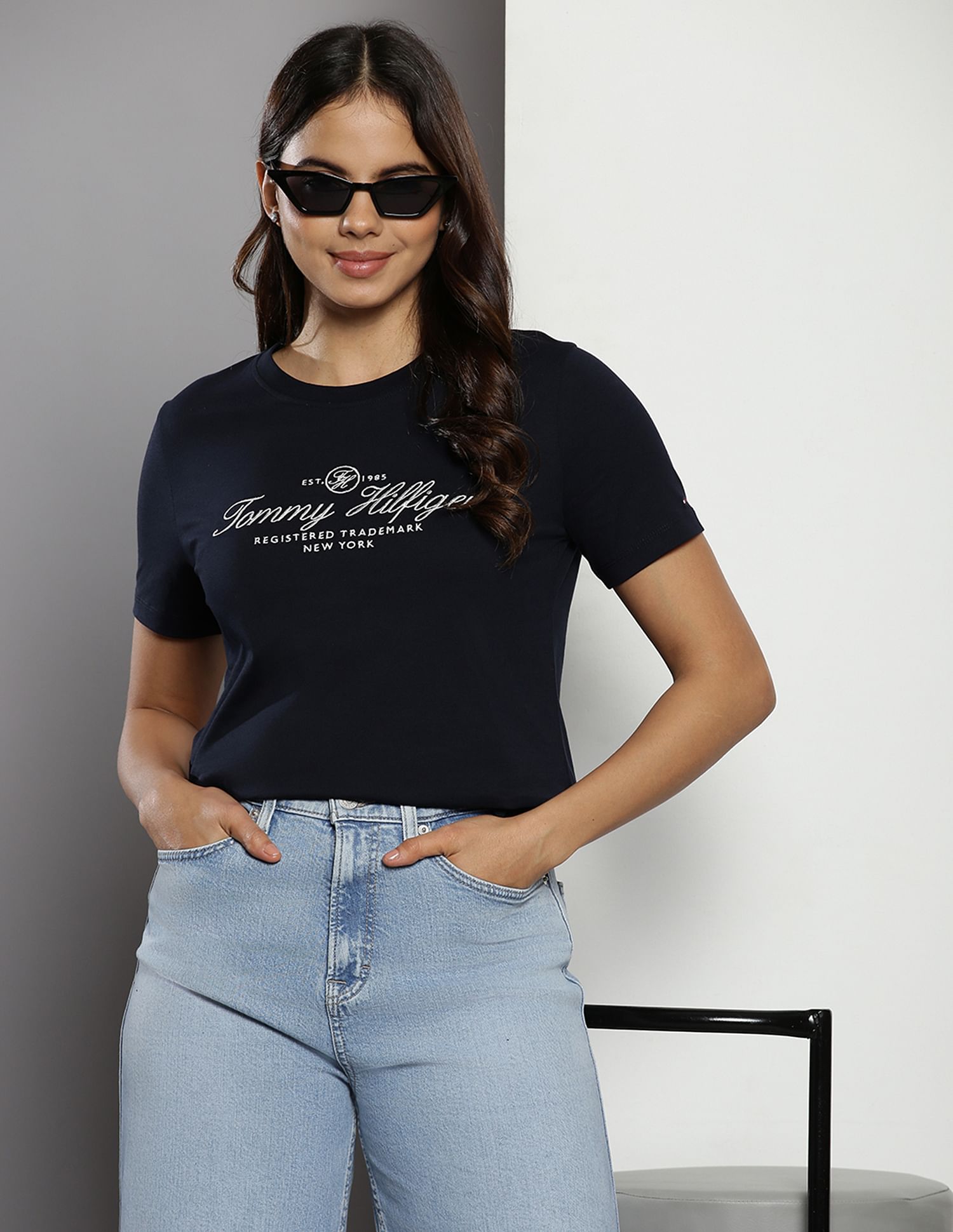 Tommy Hilfiger Crew Neck Hilfiger Script T-Shirt