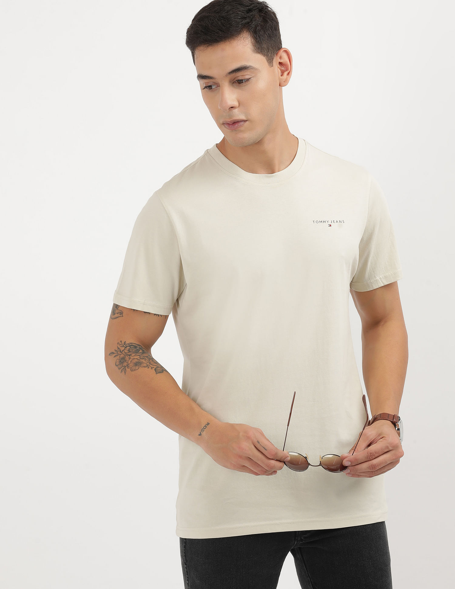 Tommy Hilfiger Linear Logo Slim Fit T-Shirt