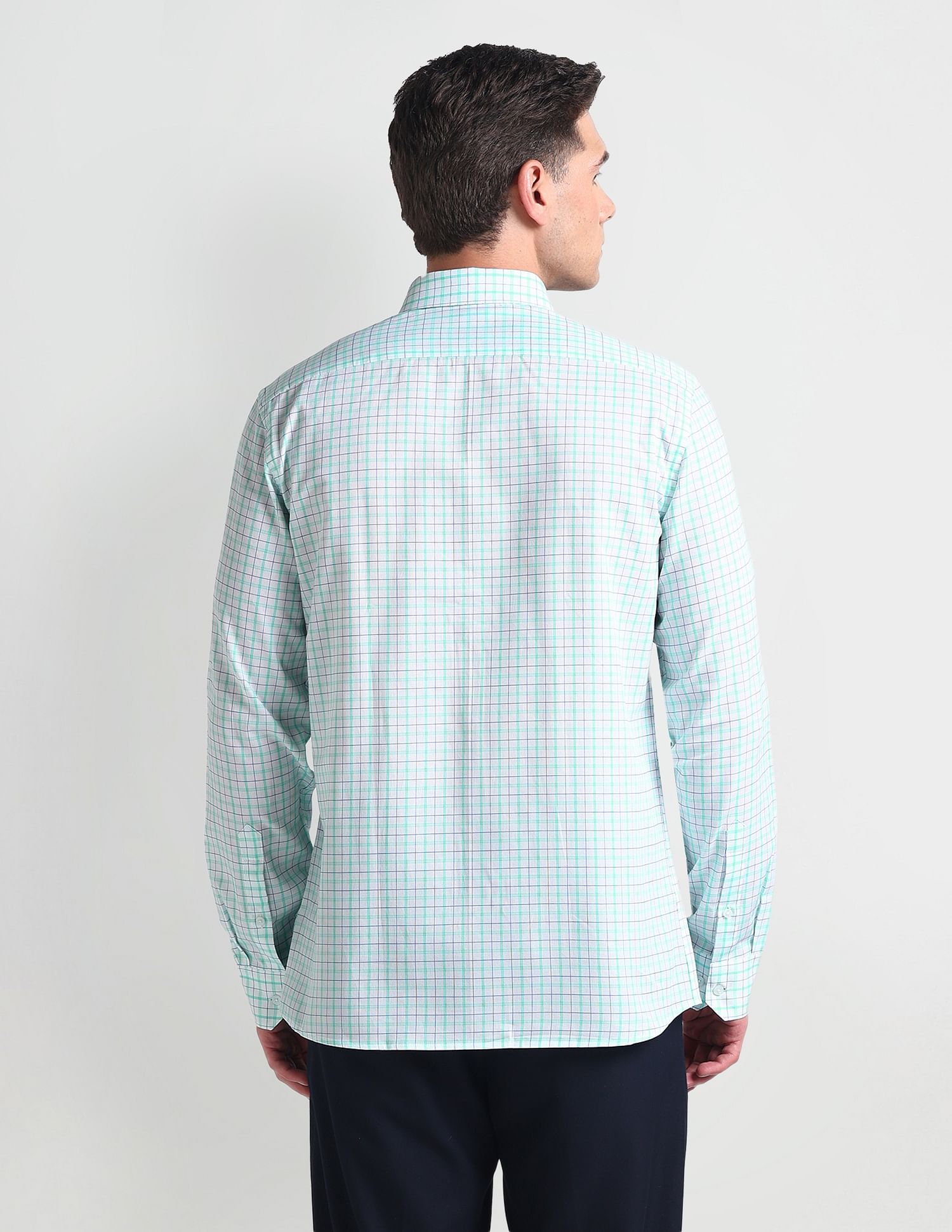 Arrow Pure Cotton Manhattan Slim Fit Shirt