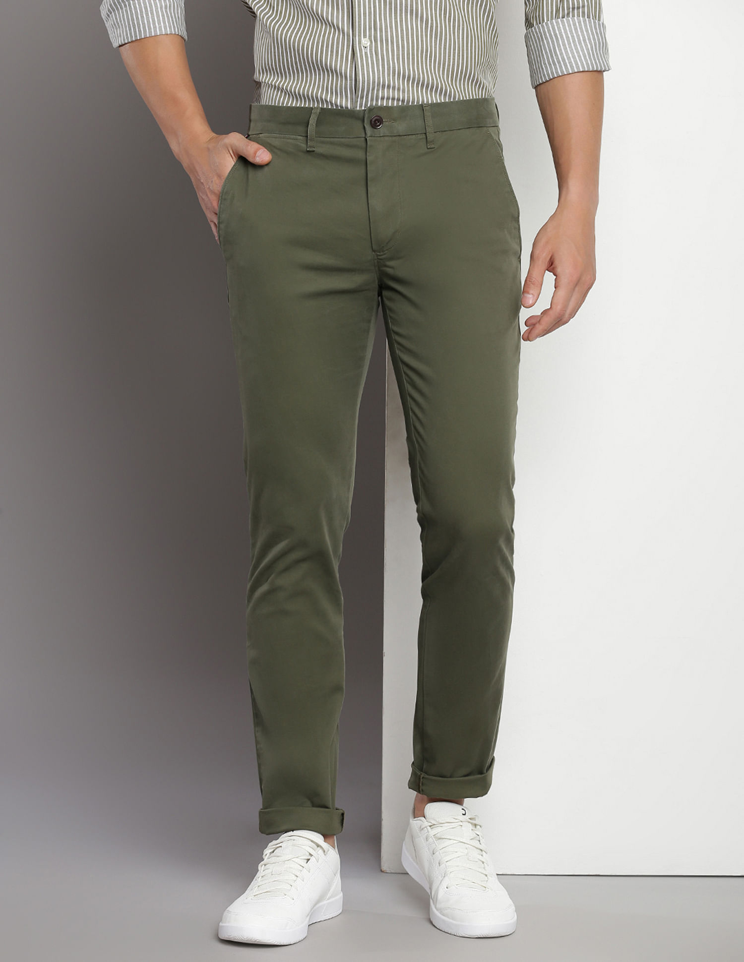 Buy Tommy Hilfiger Mid Rise Slim Fit Trousers - NNNOW.com