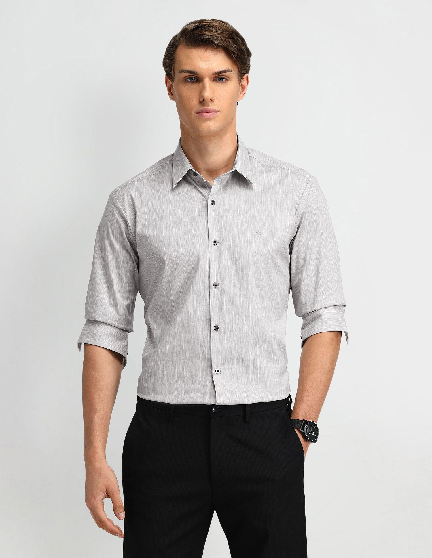 Arrow Newyork Manhattan Slim Fit Vertical Striped Shirt