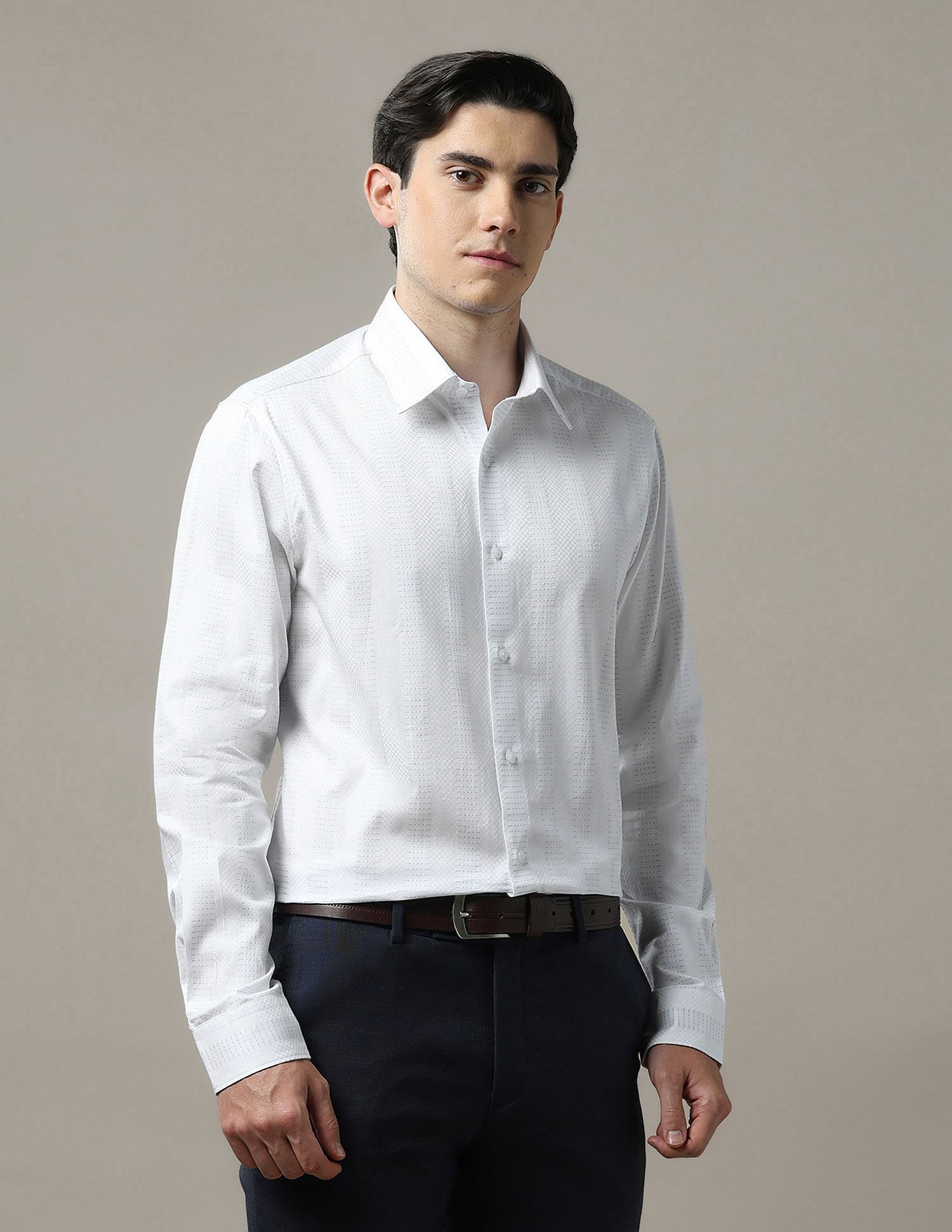 Arrow Tailored Fit Textured 1851 Shirt