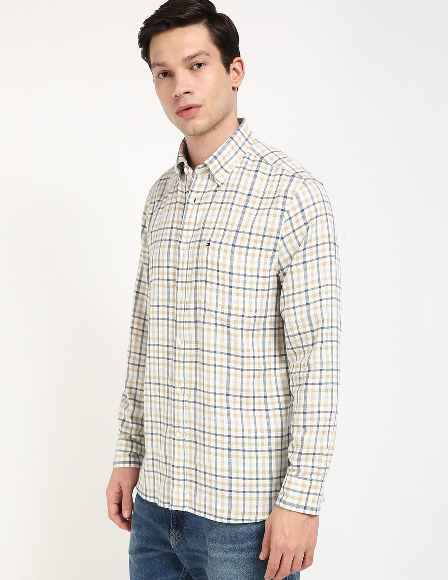 Tommy Hilfiger Off-White Men's Shirt for Subtle Style