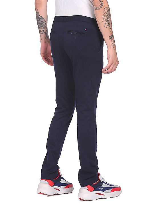 Tommy Hilfiger Men Navy Mid Rise Bleeker Slim Fit Casual Knit Pants