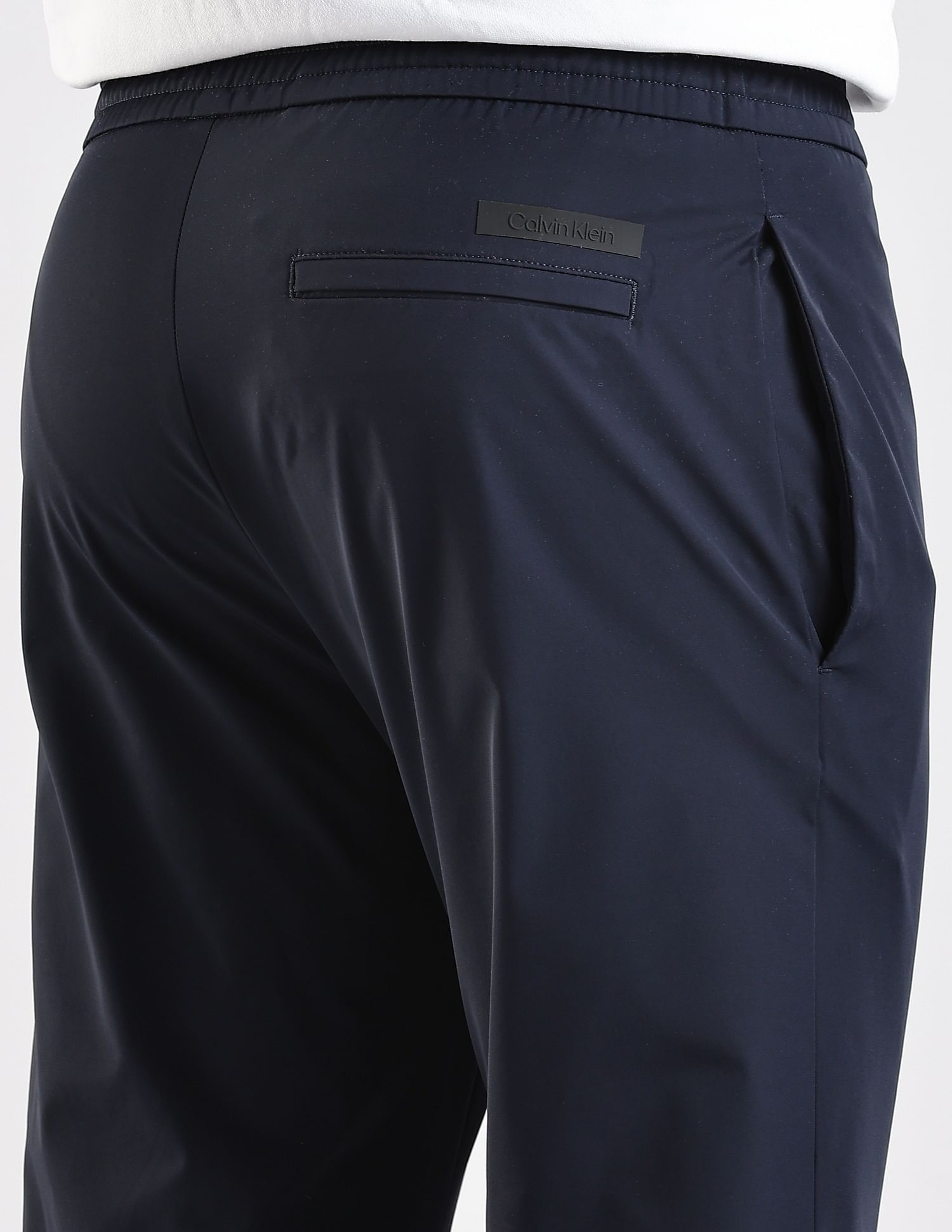 Calvin Klein Jeans Tapered Fit Solid Mid Rise Trouser