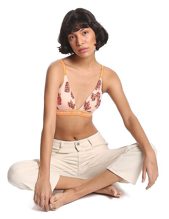 Buy Calvin Klein Underwear Women Orange V-Neck Floral Print Plunge Bra -  NNNOW.com