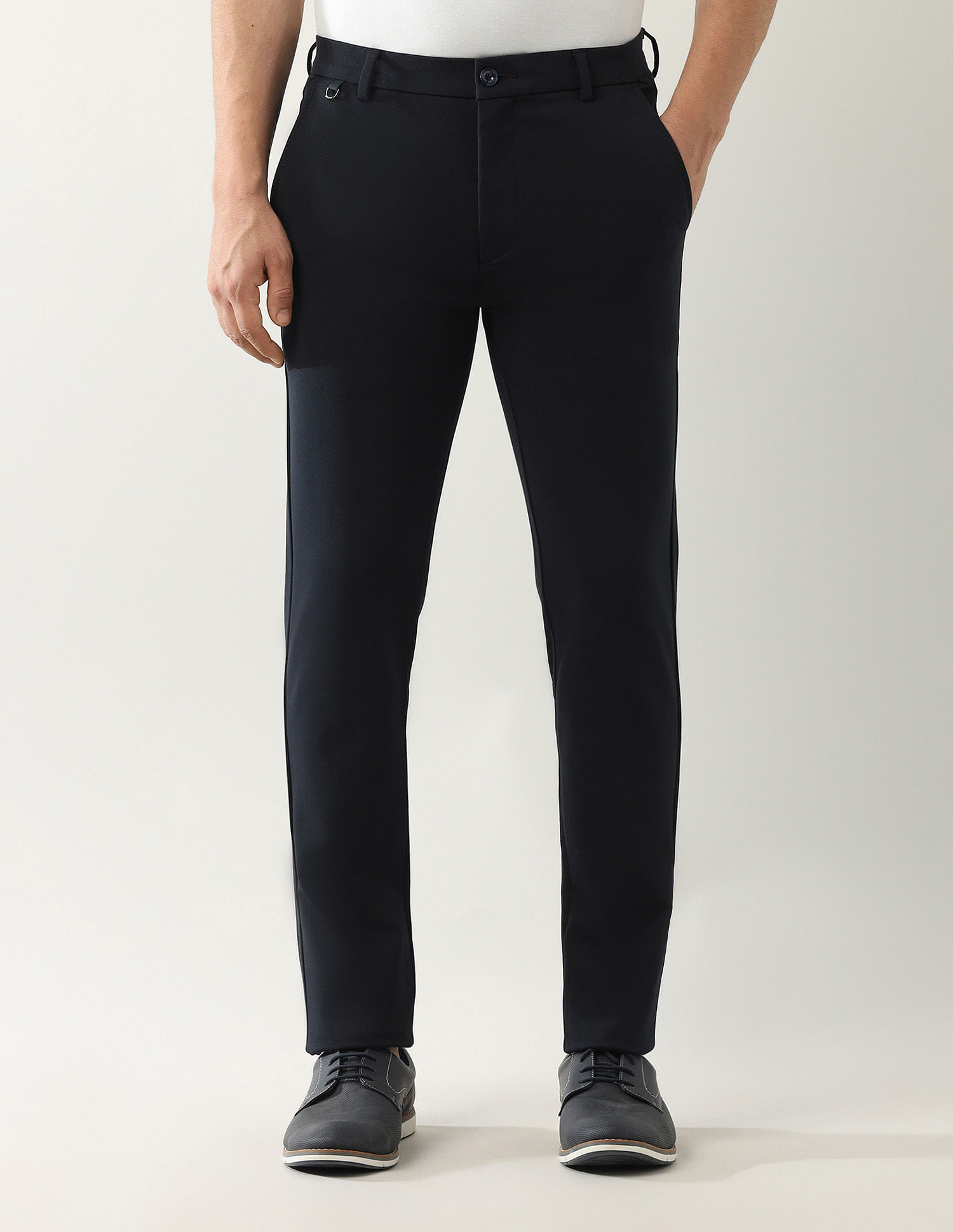 Arrow Sport Solid Mid Rise Autoflex Trousers