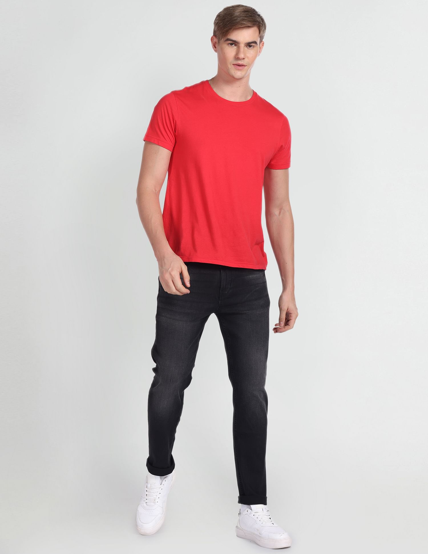 Flying Machine Slim Tapered Fit Mid Rise Wash Jeans