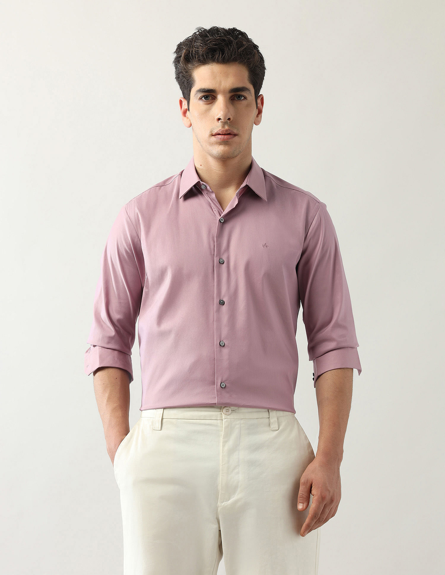 Arrow Newyork Textured Manhattan Slim Fit Shirt
