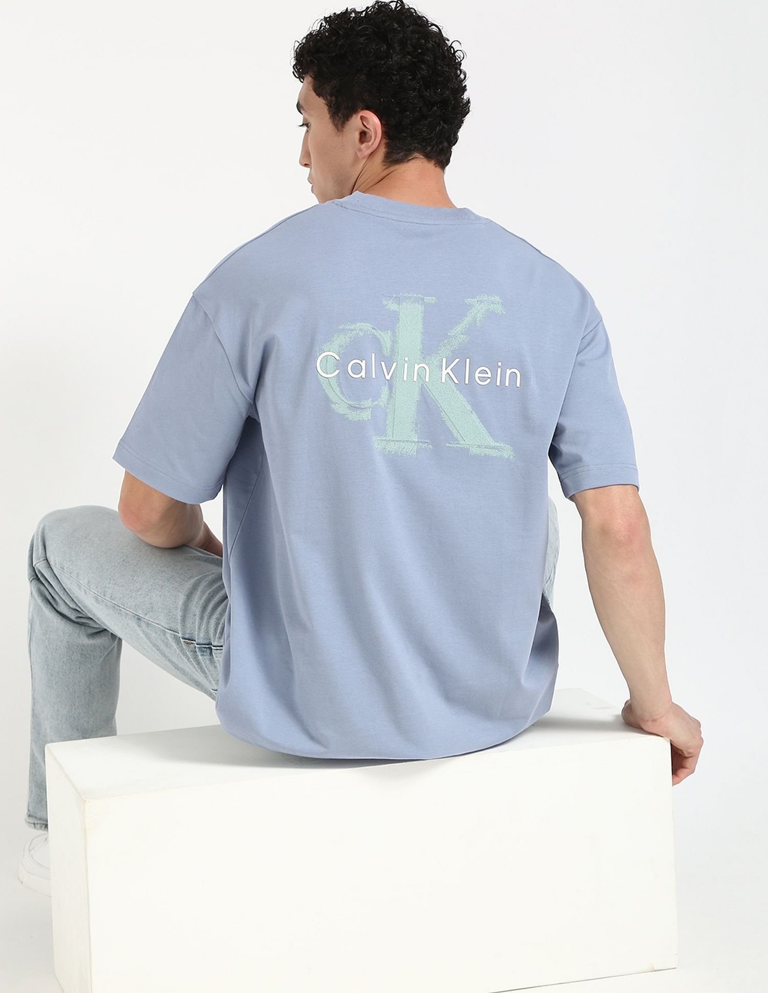 Calvin Klein Jeans Logo Oversized-Fit Cotton T Shirt