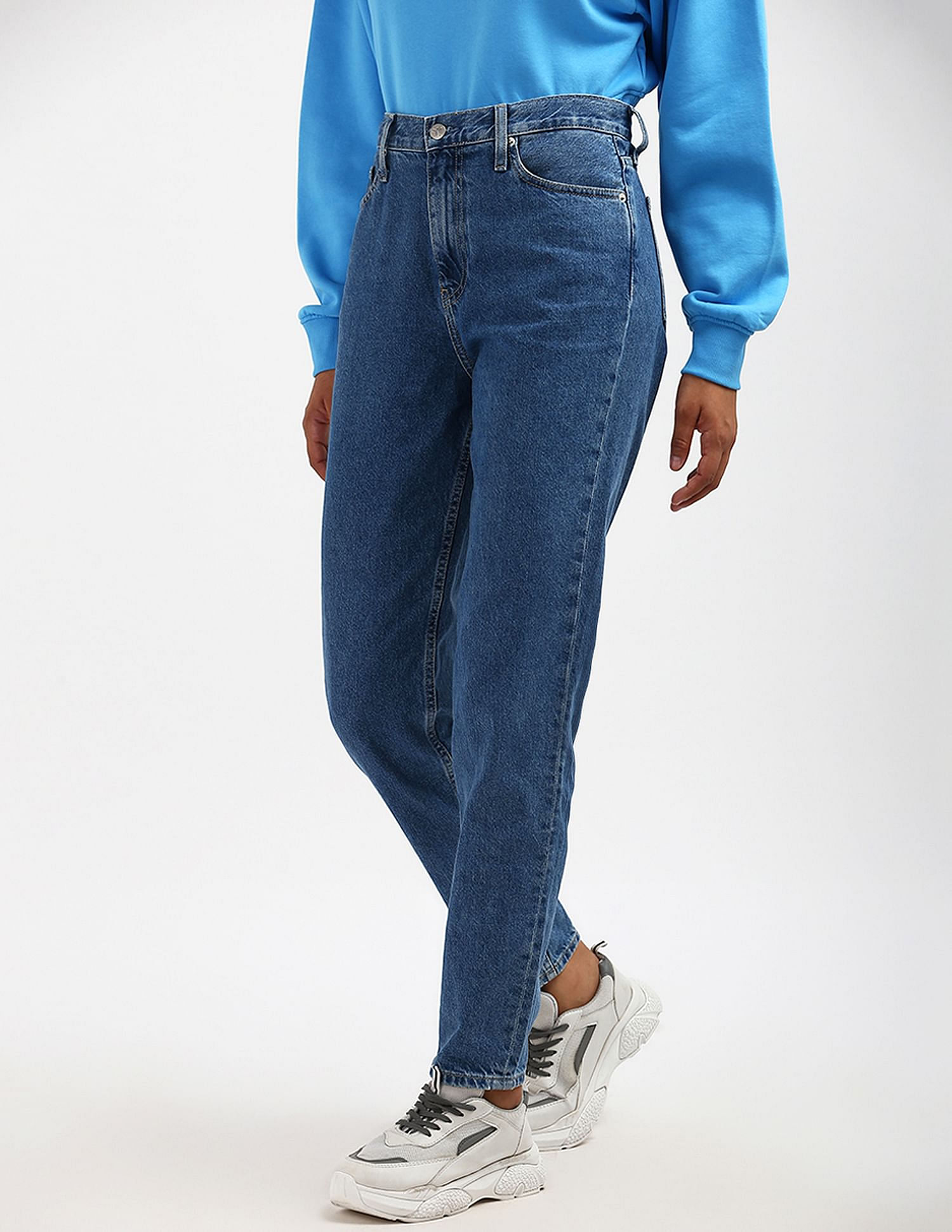 Calvin Klein Women Solid Mom Fit Jeans