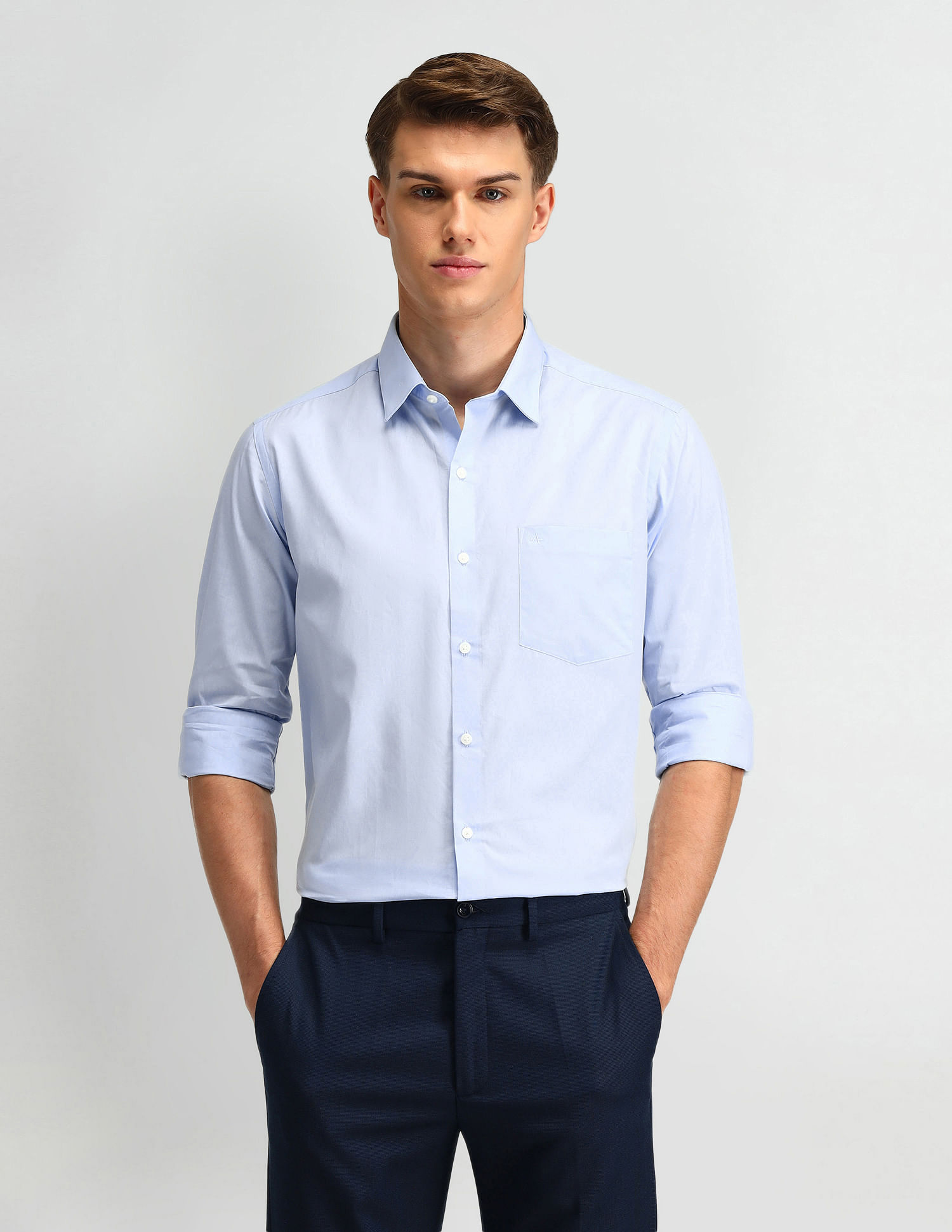 Arrow Solid Manhattan Slim Fit Shirt