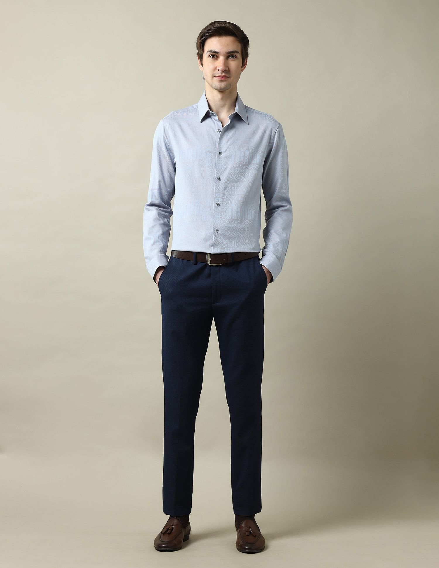 Arrow Tailored Fit Jacquard 1851 Shirt