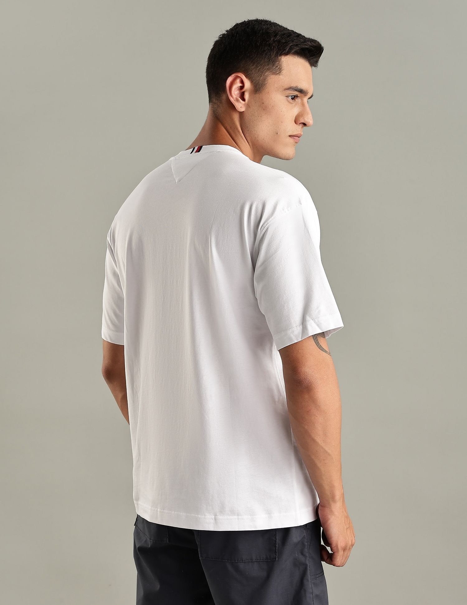 Tommy Hilfiger Embroidered Logo Regular-Fit Cotton T-Shirt