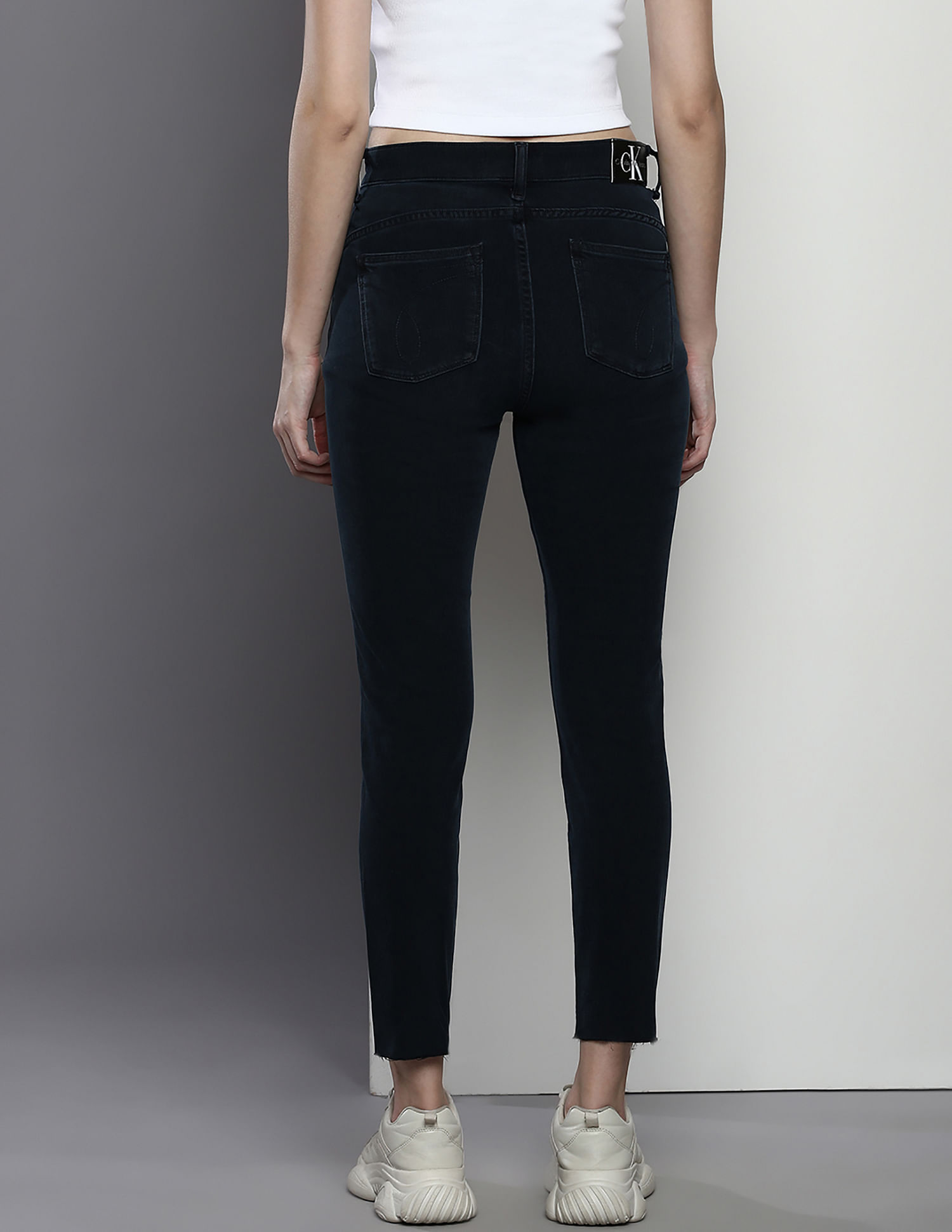 Calvin Klein Jeans High Rise Body Fit Jeans