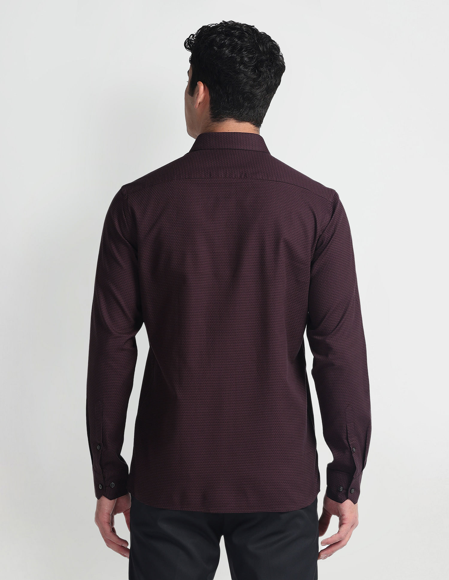 Arrow Pure Cotton Manhattan Slim Shirt