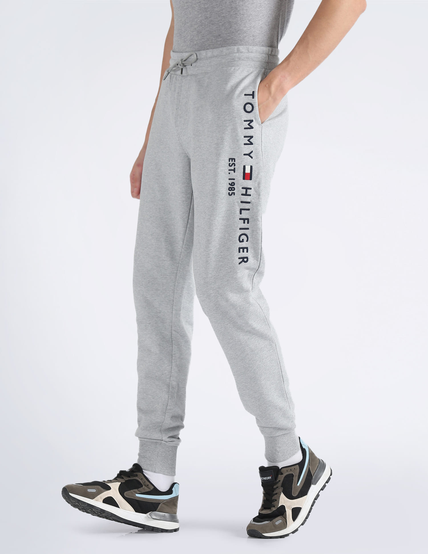 tommy hilfiger embroidered logo joggers