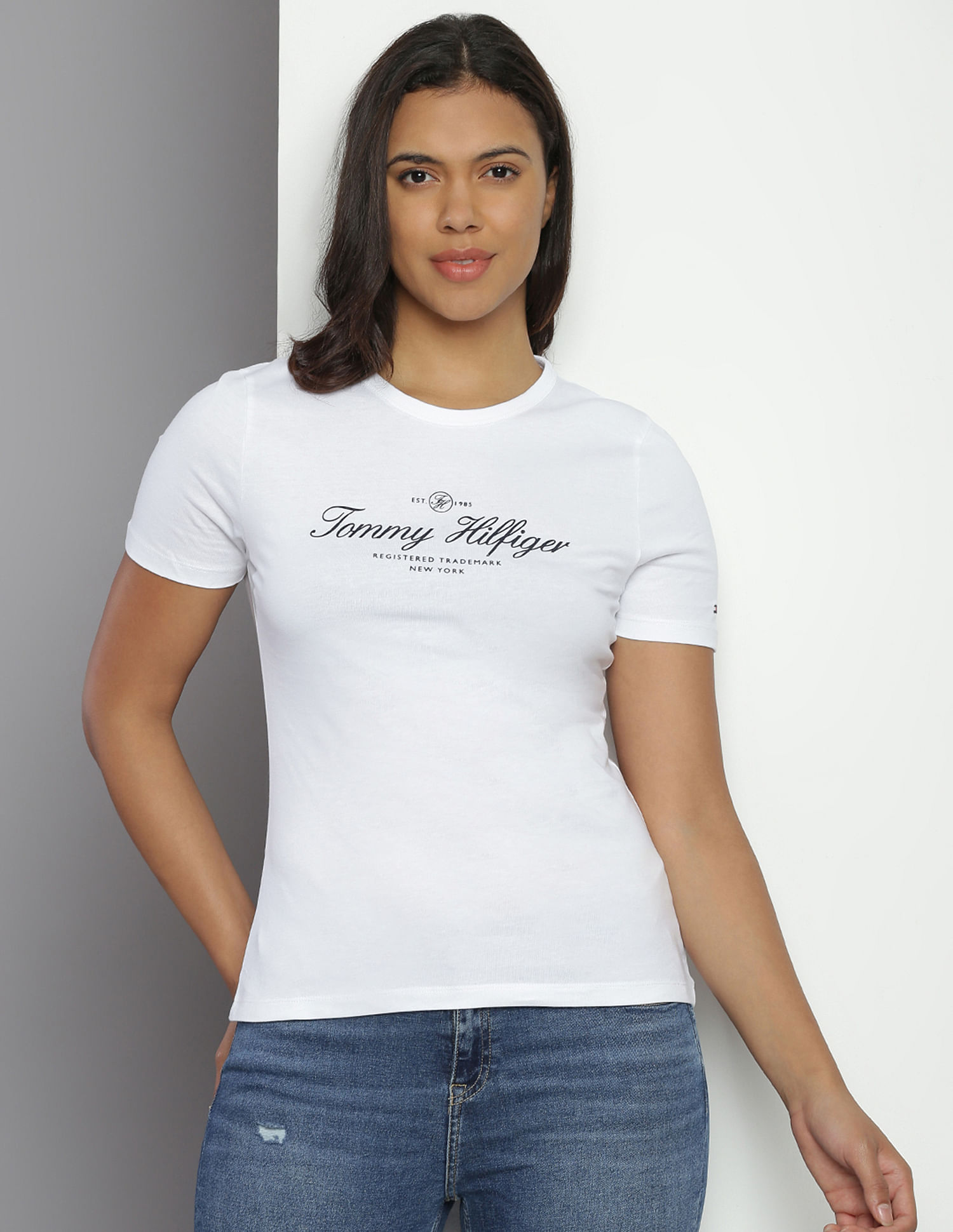 Slim Tommy Signature Hilfiger Logo T-Shirt Buy Fit