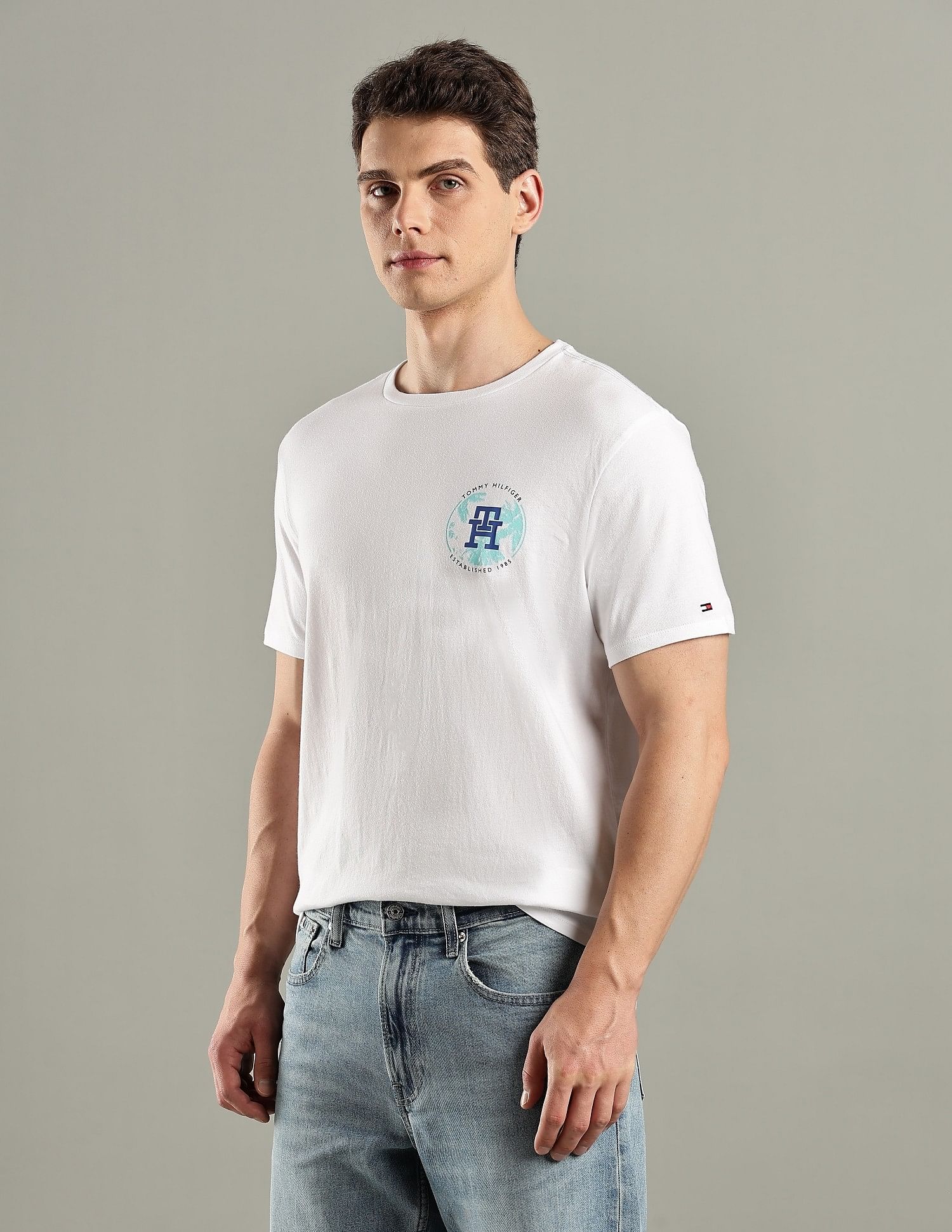 Tommy Hilfiger Logo Regular-Fit Cotton T-Shirt