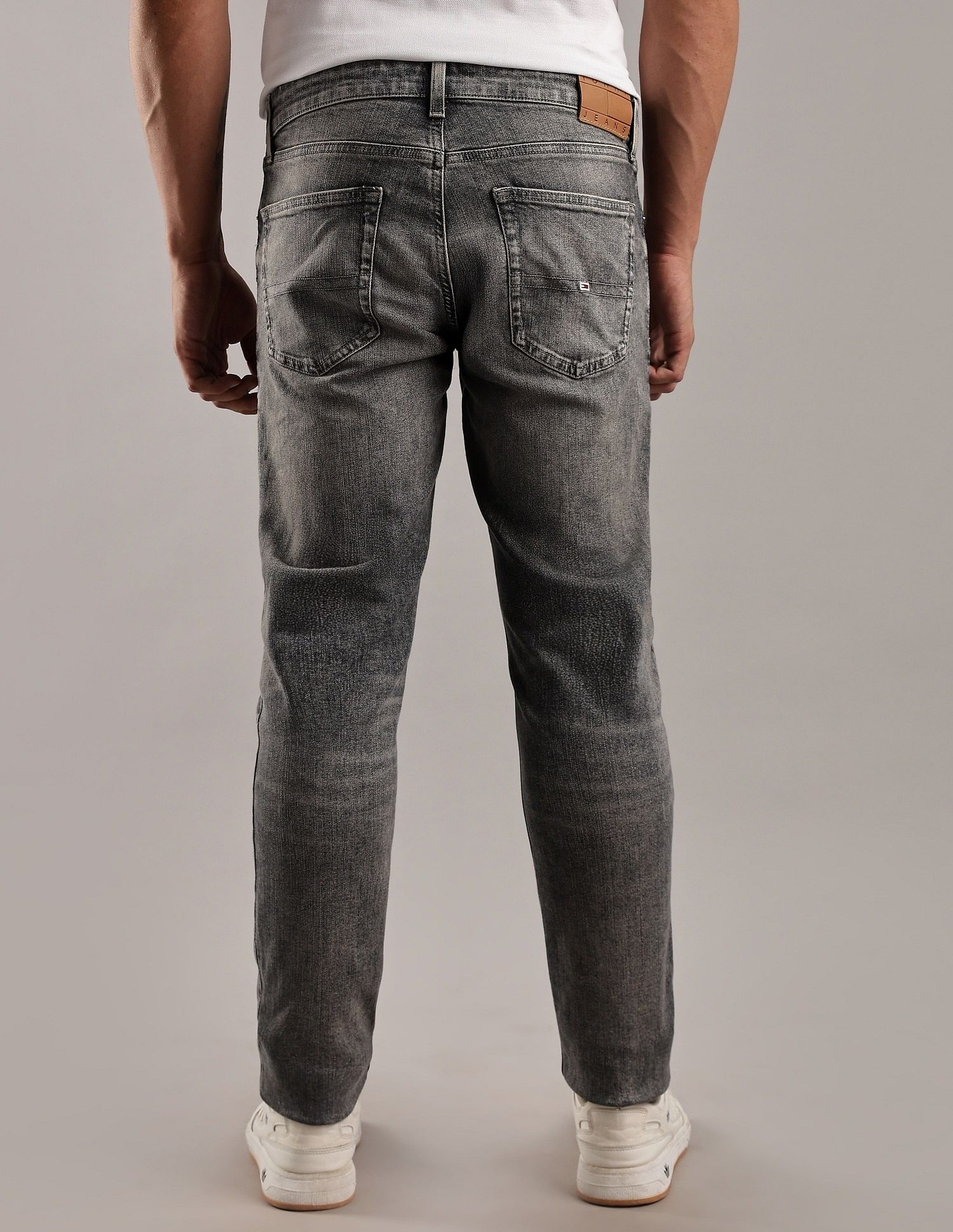 Tommy Hilfiger Mid-Wash Slim-Fit Mid Rise Jeans