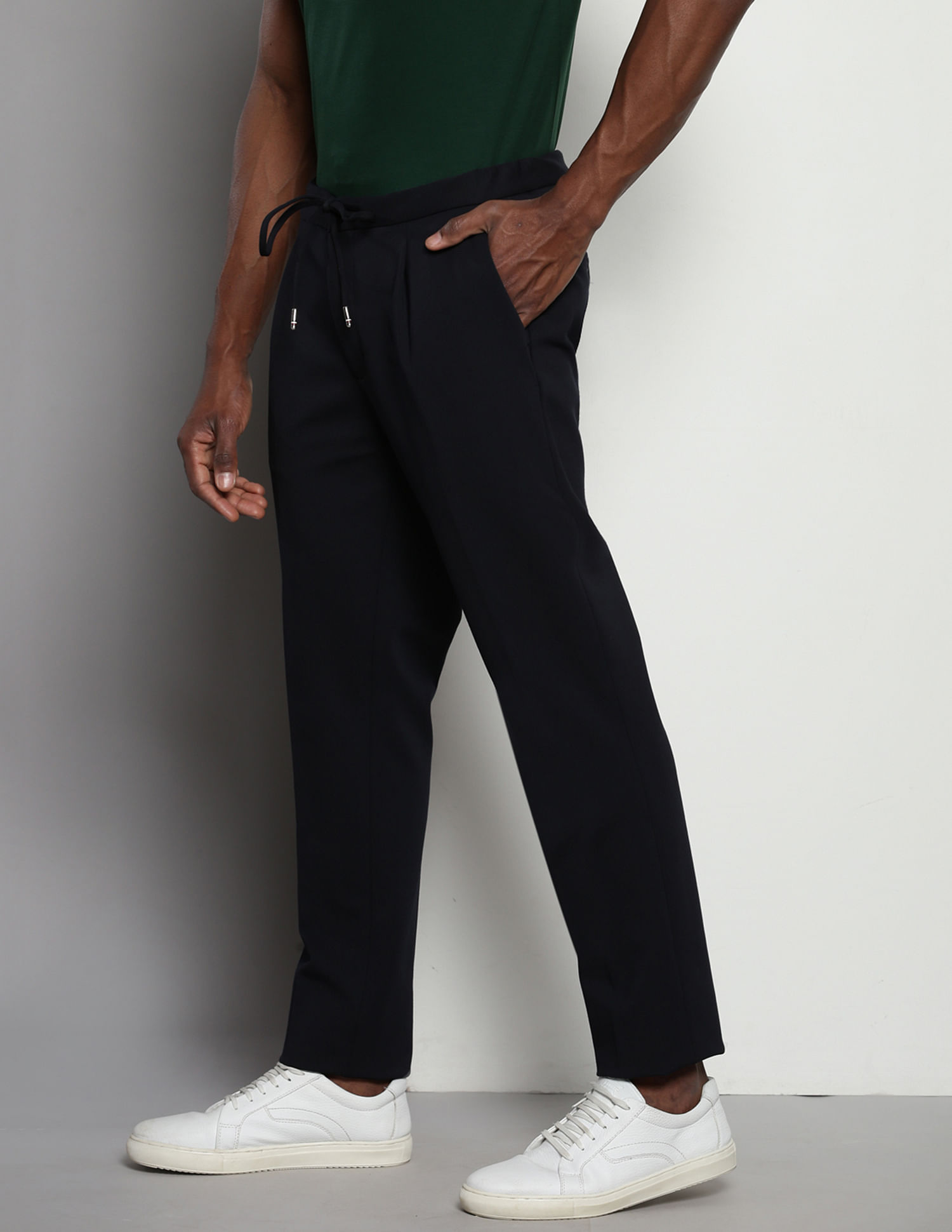Tommy Hilfiger Pleated Front Solid Trousers