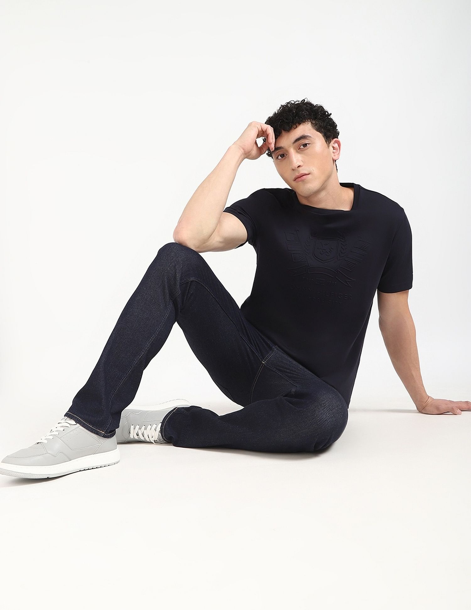 Tommy Hilfiger Logo Regular-Fit Cotton T-Shirt