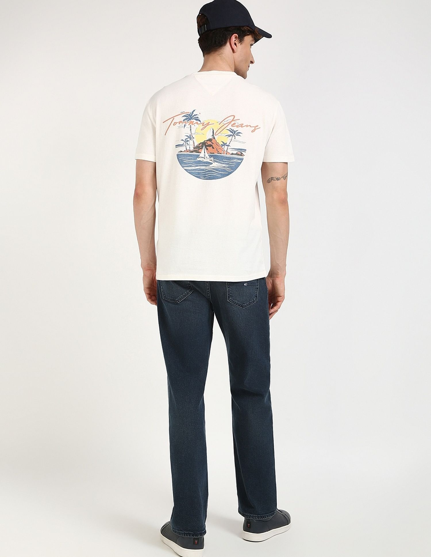 Tommy Hilfiger Graphic Regular-Fit Cotton T-Shirt