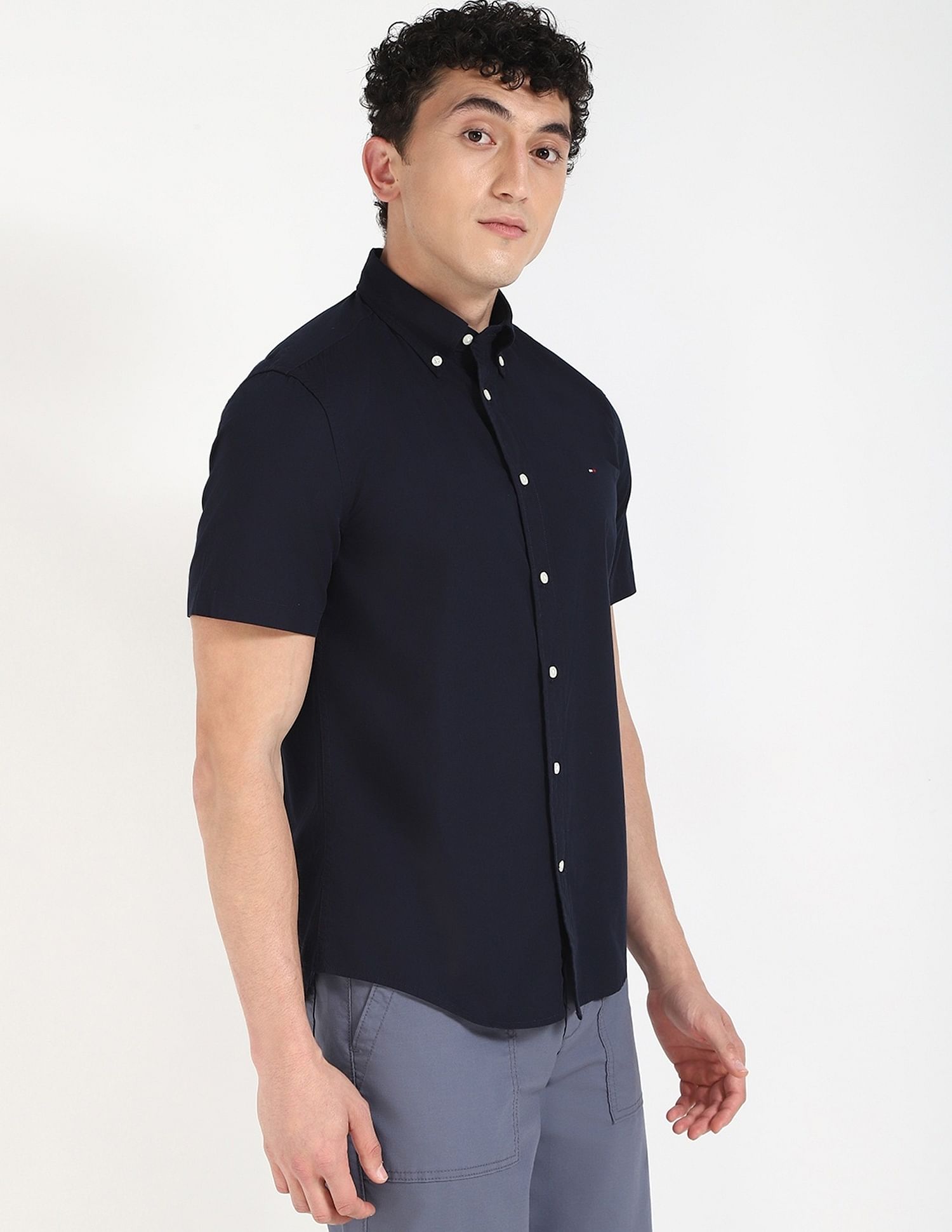 Tommy Hilfiger Solid Regular-Fit Poplin Woven Shirt