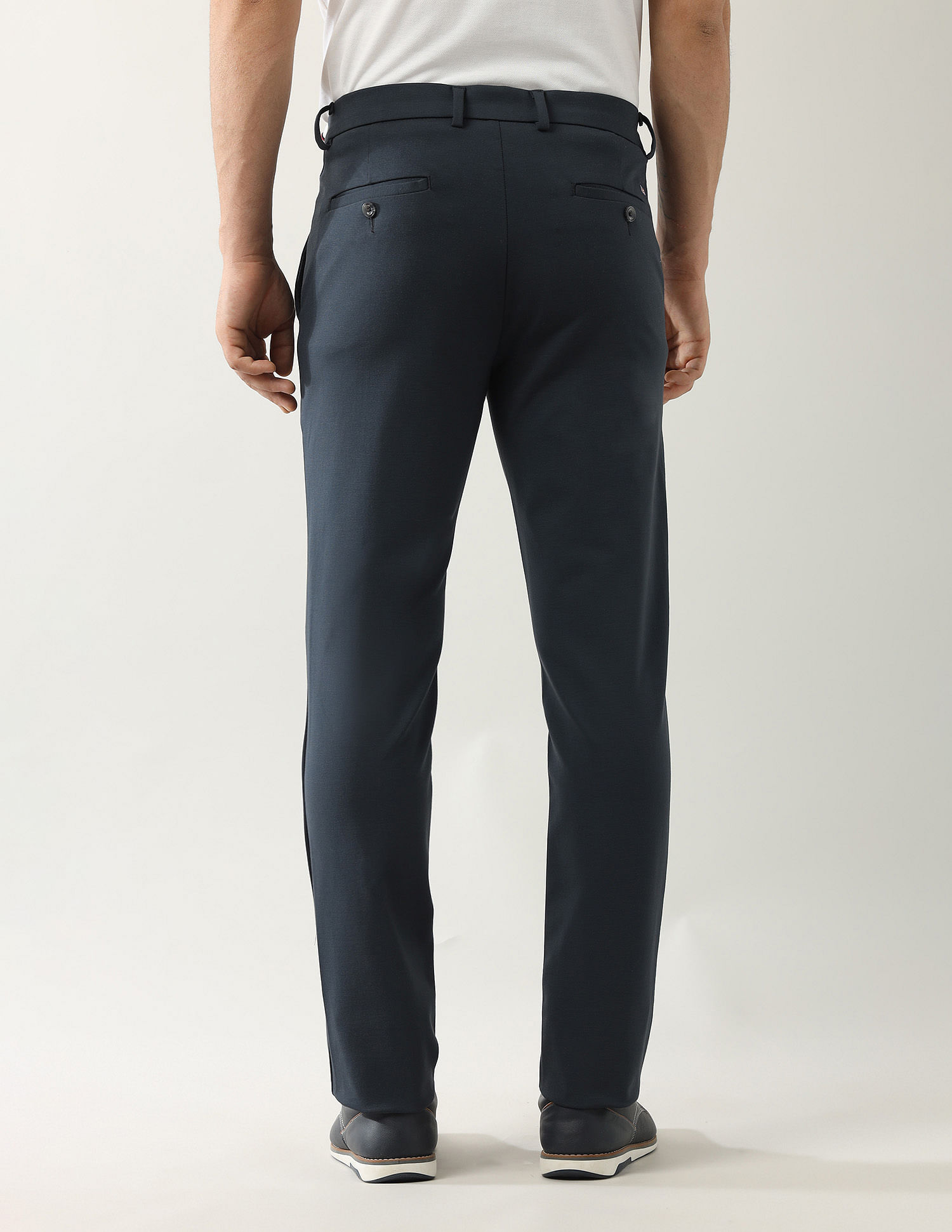 Arrow Sport Solid Mid Rise Autoflex Trousers