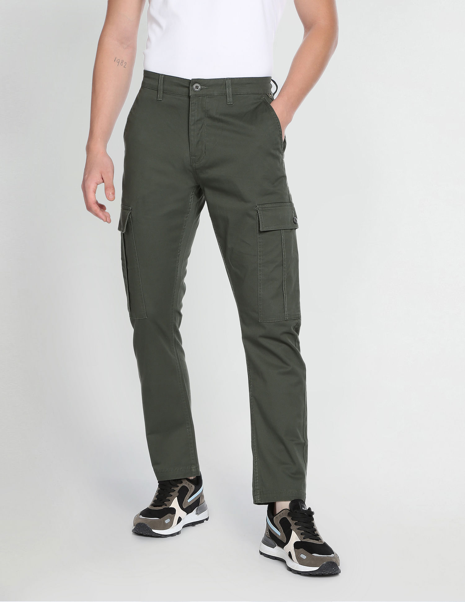 Cargo Pants Men Solid Color Black Loose Casual Jogger Pocket Elastic waist  Ankle Length Trousers at Rs 2908.99/piece | Men Cargo Pant | ID:  2851438511988