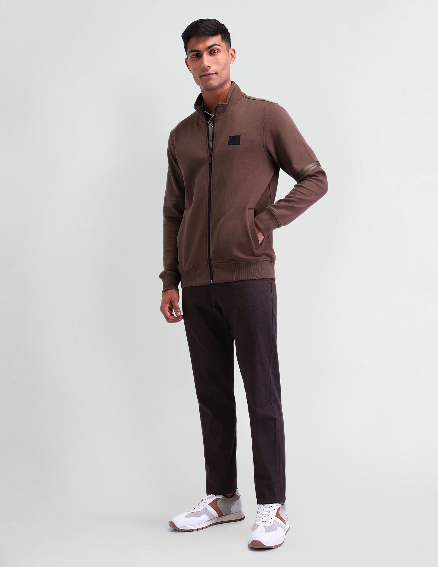 Arrow Newyork Solid Regular Fit Sweatshirt