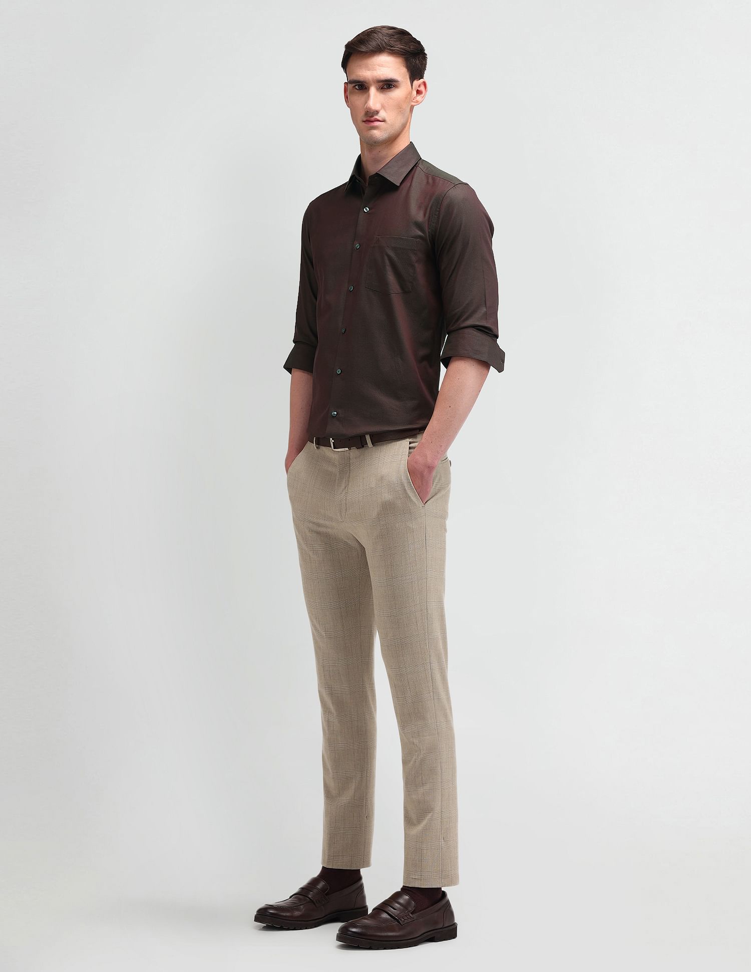 Arrow Manhattan Slim Fit Textured Shirt