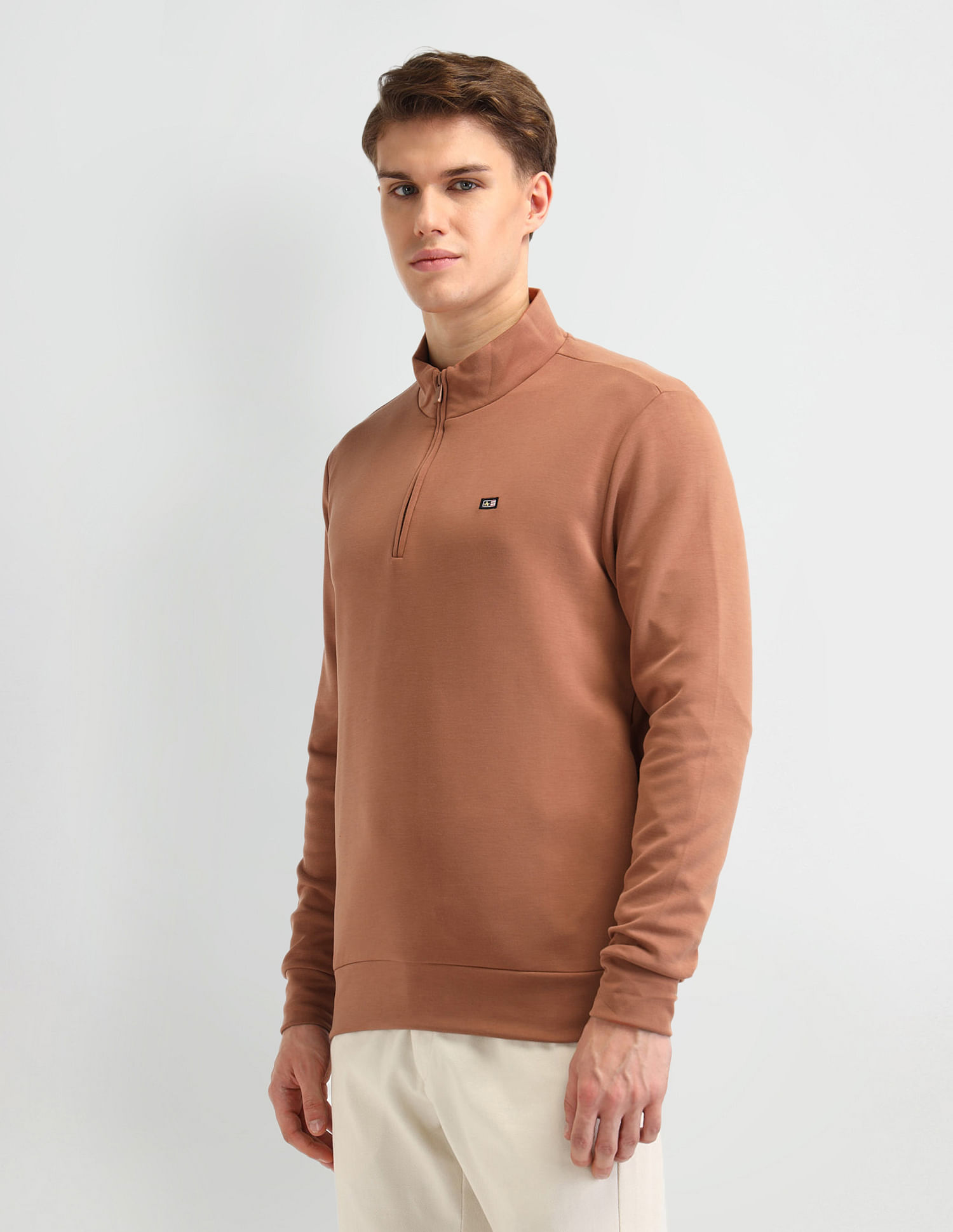 Arrow Sport Solid Regular Fit Sweatshirt