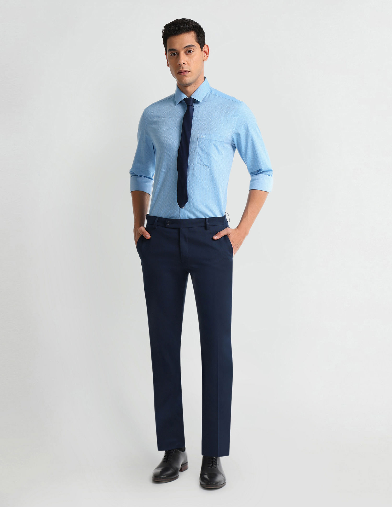 Arrow Manhattan Slim Fit Patterned Shirt